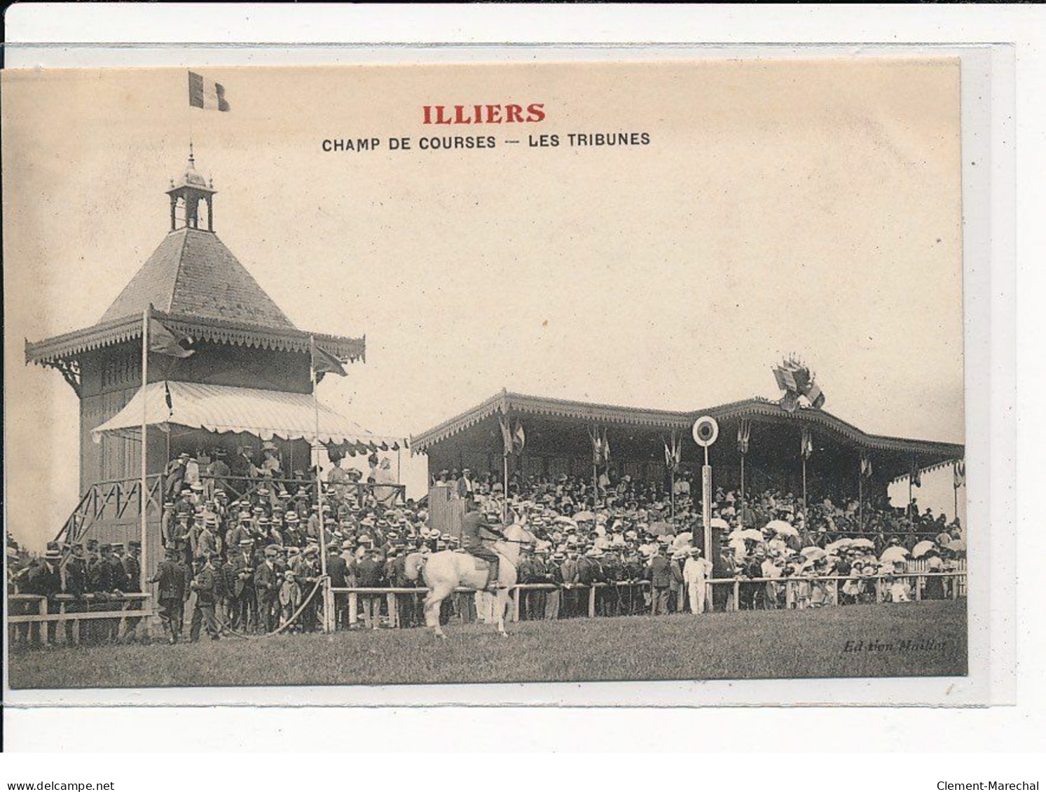 ILLIERS : Champ De Course, Les Tribunes - Très Bon état - Illiers-Combray