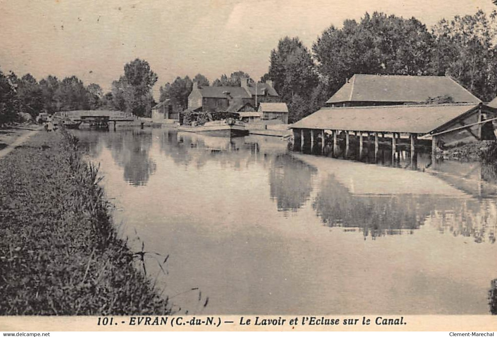 EVRAN : Le Lavoir Et L'ecluse Sur Le Canal - Tres Bon Etat - Evran