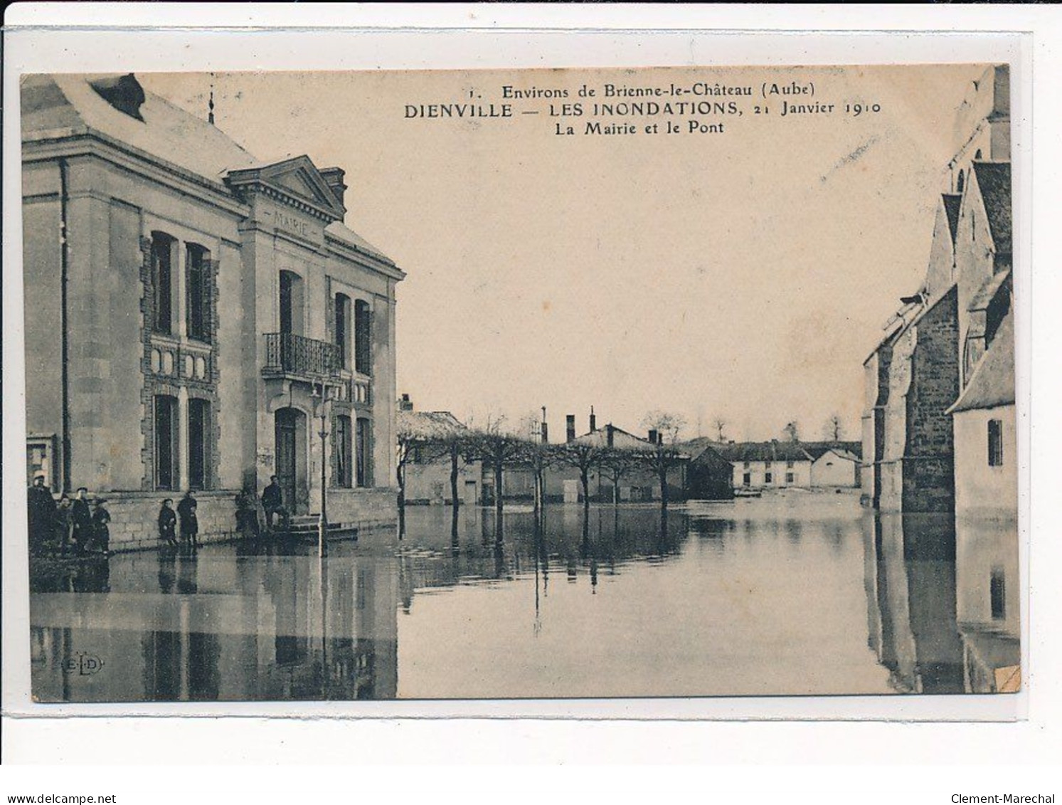 DIENVILLE : Les Inondations De 1910, La Mairie Et Le Pont - Très Bon état - Other & Unclassified