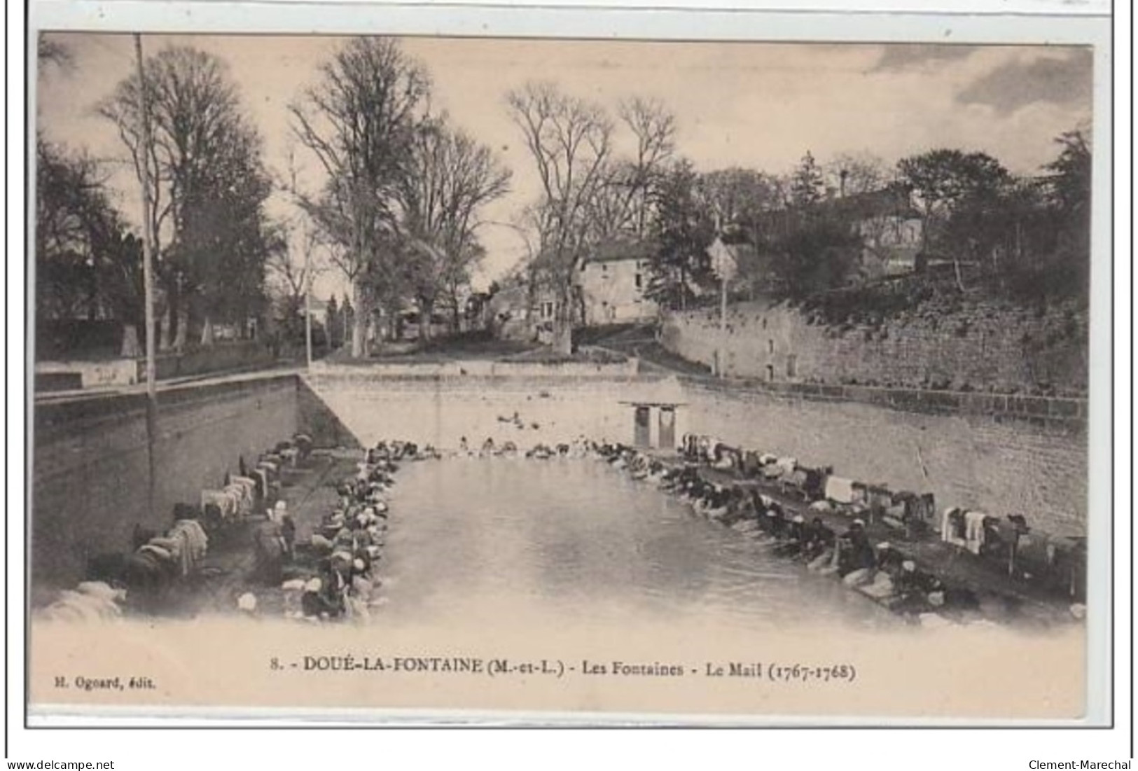 DOUE LA FONTAINE - Très Bon état - Doue La Fontaine