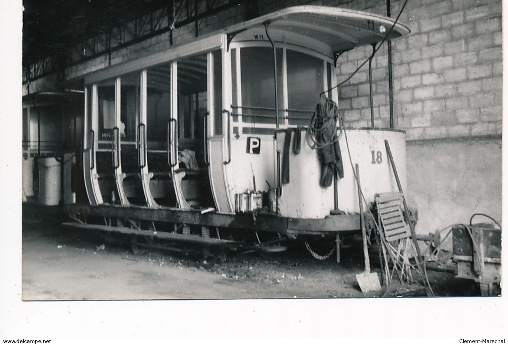 DOUAI : "photo Environ 1950 Format Et Papier CPA" Tramway 18 - Tres Bon Etat - Douai