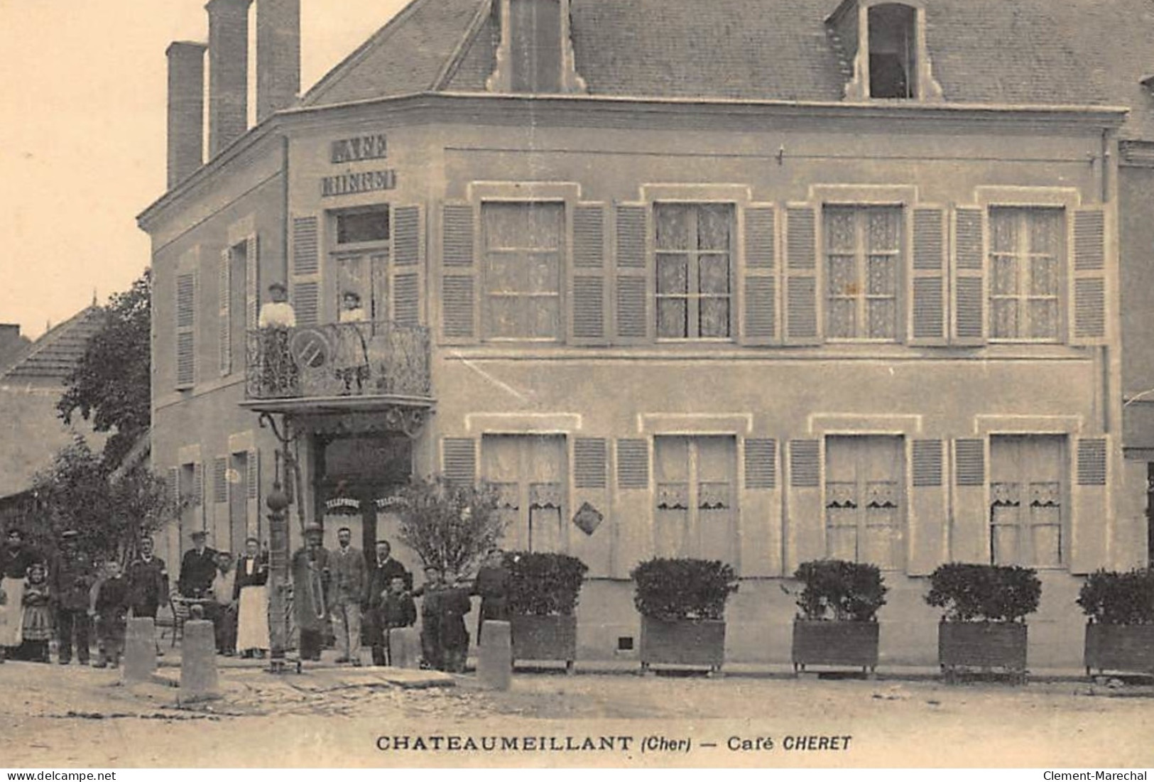 CHATEAUMEILLANT : Café Cheret - Etat - Châteaumeillant