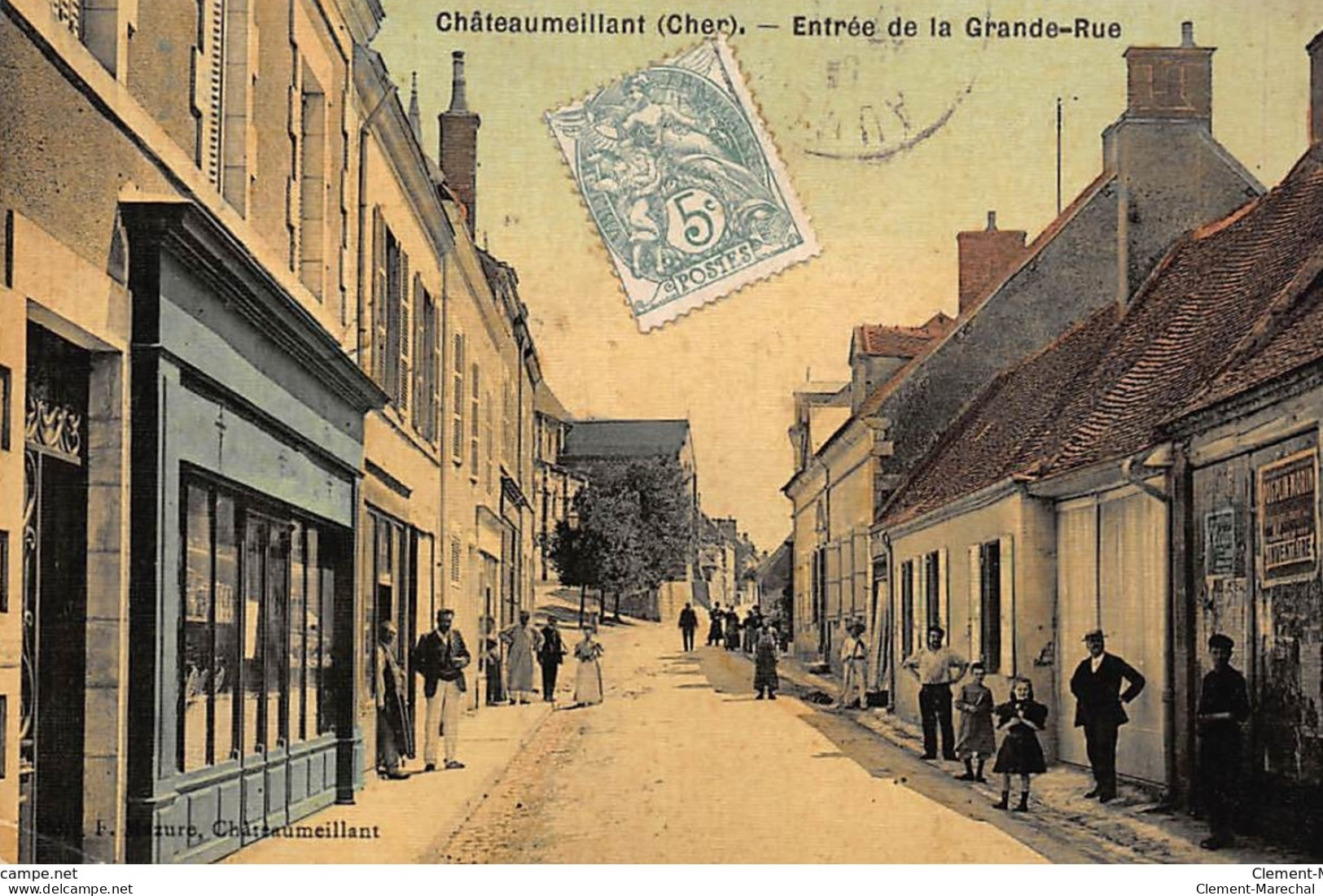 CHATEAUMEILLANT : Entrée De La Grande-rue, Toillée - Tres Bon Etat - Châteaumeillant