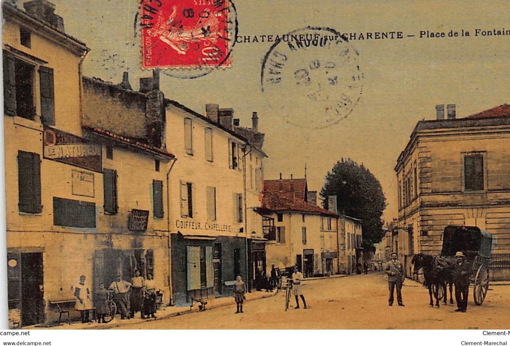 CHATEAUNEUF-sur-CHARENTE : Place De La Fontaine, Toillée - Etat - Chateauneuf Sur Charente