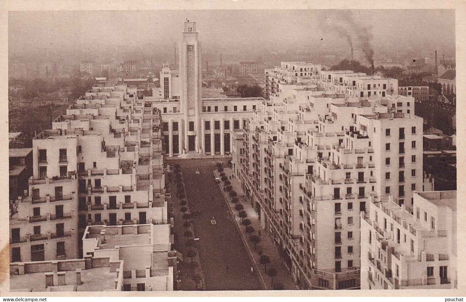 Z+ Nw-(69) VILLEURBANNE - NOUVEAU CENTRE D'URBANISME - VUE PRISE D'UNE DES TOURS DE 18 ETAGES - Villeurbanne