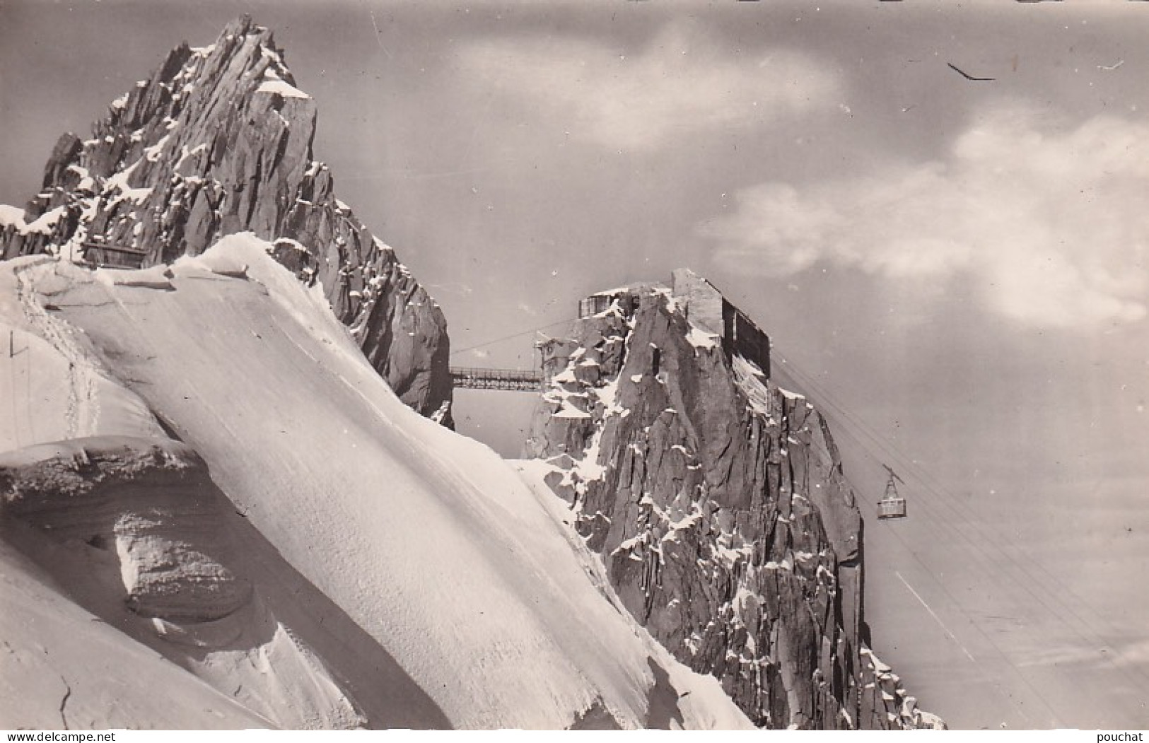 Z++ Nw-(74) CHAMONIX MONT BLANC - ARRIVEE DE LA BENNE AU SOMMET DE L'AIGUILLE DU MIDI - Chamonix-Mont-Blanc