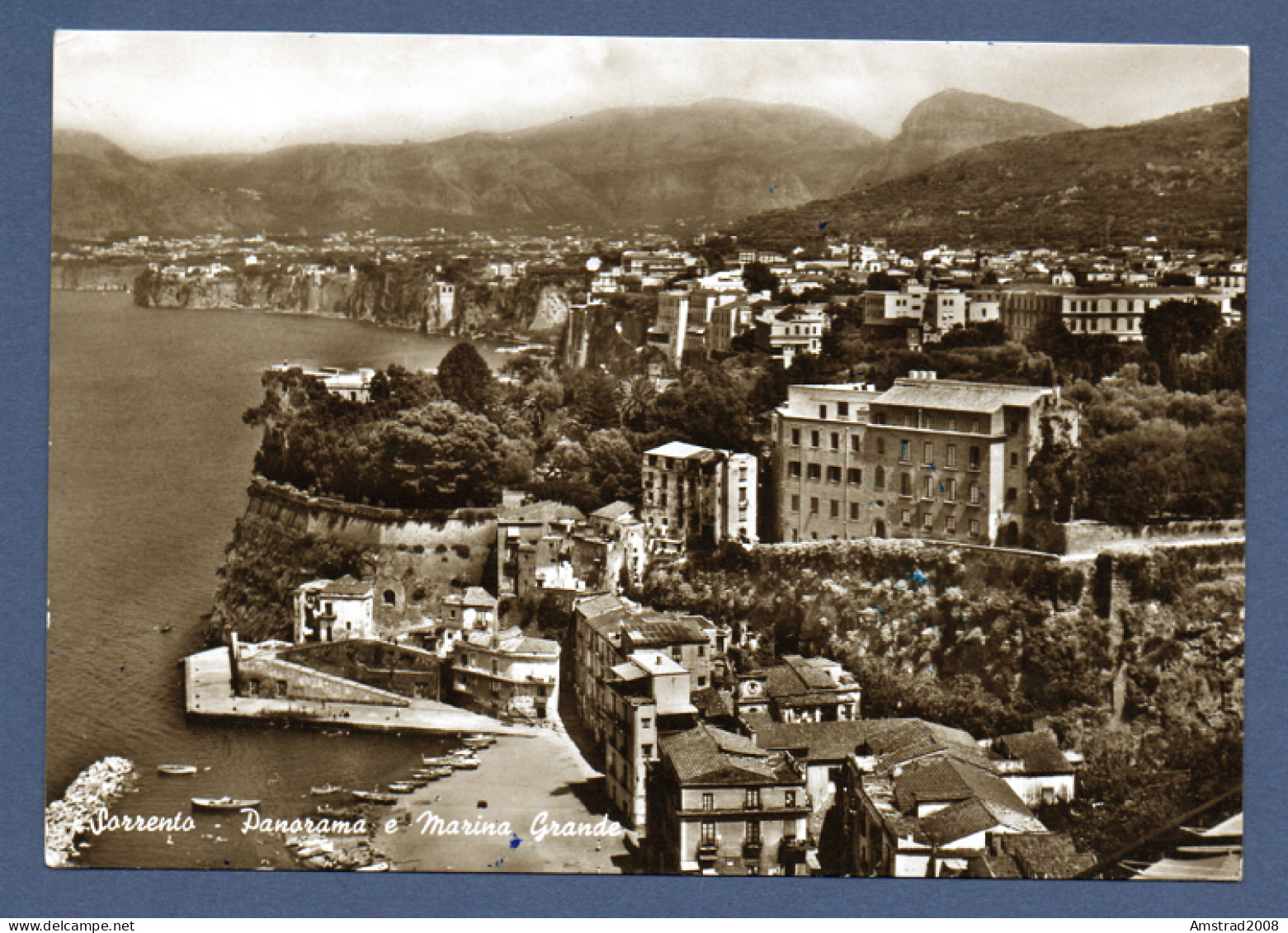 SORRENTO - PANORAMA E MARINA GRANDE   -  ITALIE - Napoli (Naples)