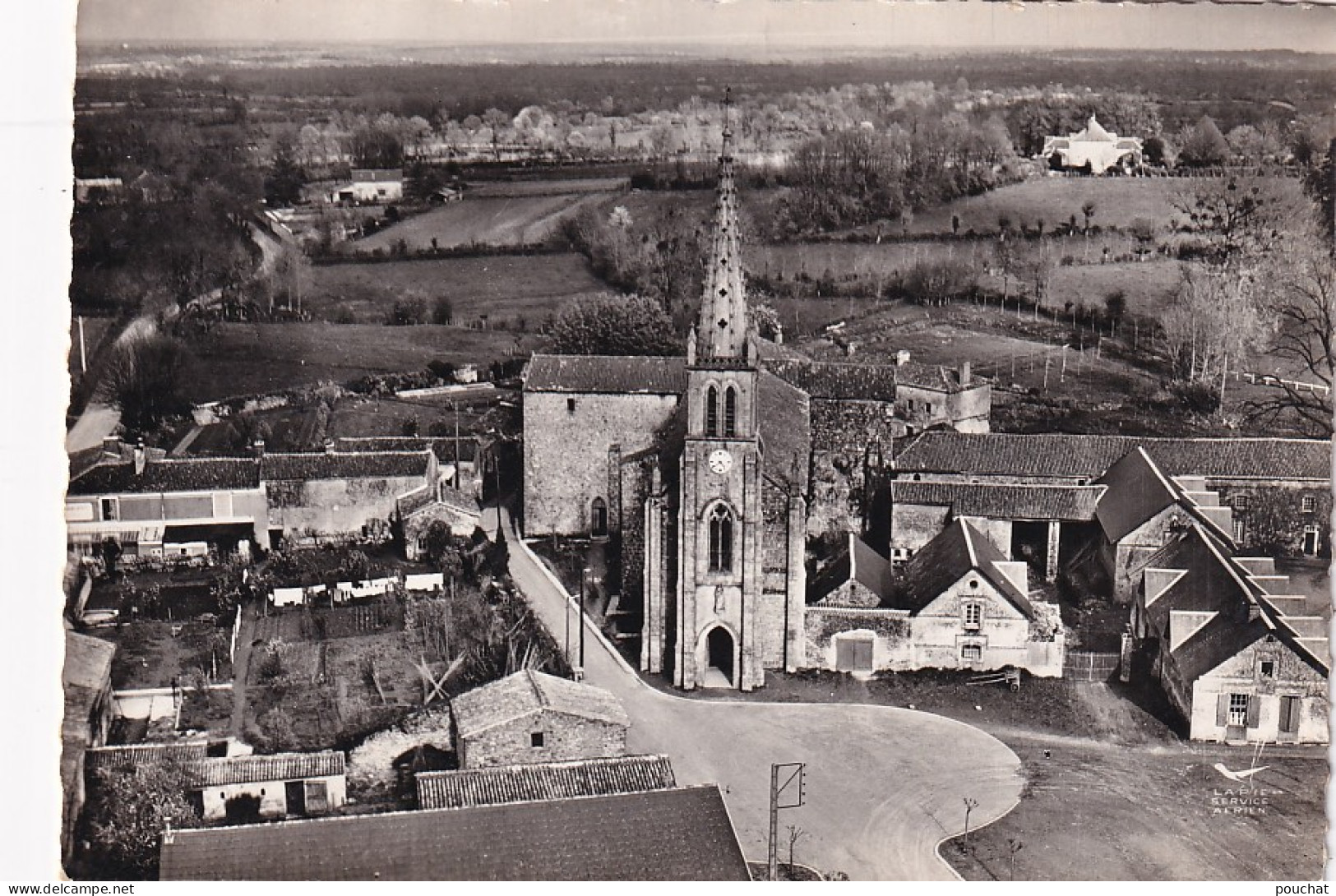 Z++ Nw-(79) L'ABSIE - L'EGLISE ET LES CLOITRES DE L'ANCIENNE ABBAYE - VUE AERIENNE  - L'Absie