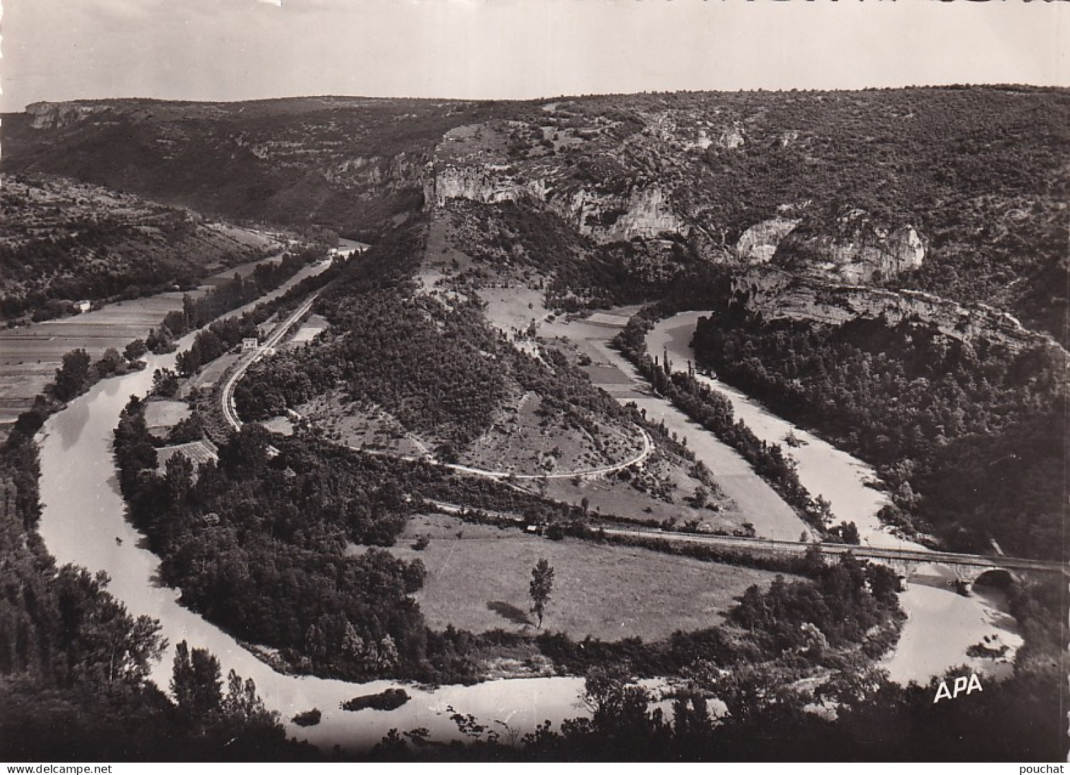 Z++ Nw-(82) SAINT ANTONIN NOBLE VAL - LES CONTOURS DE L'AVEYRON AU CIRQUE DE BONES - Saint Antonin Noble Val