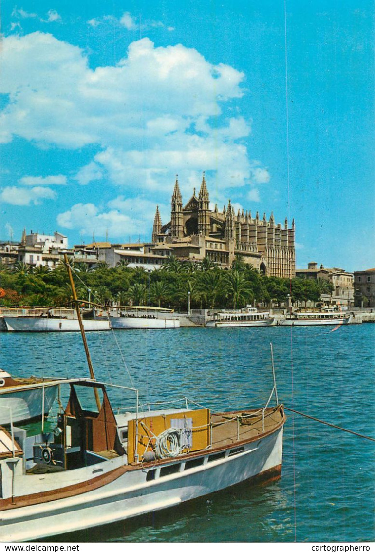 Navigation Sailing Vessels & Boats Themed Postcard Mallorca Baleares Palma Cathedral - Velieri