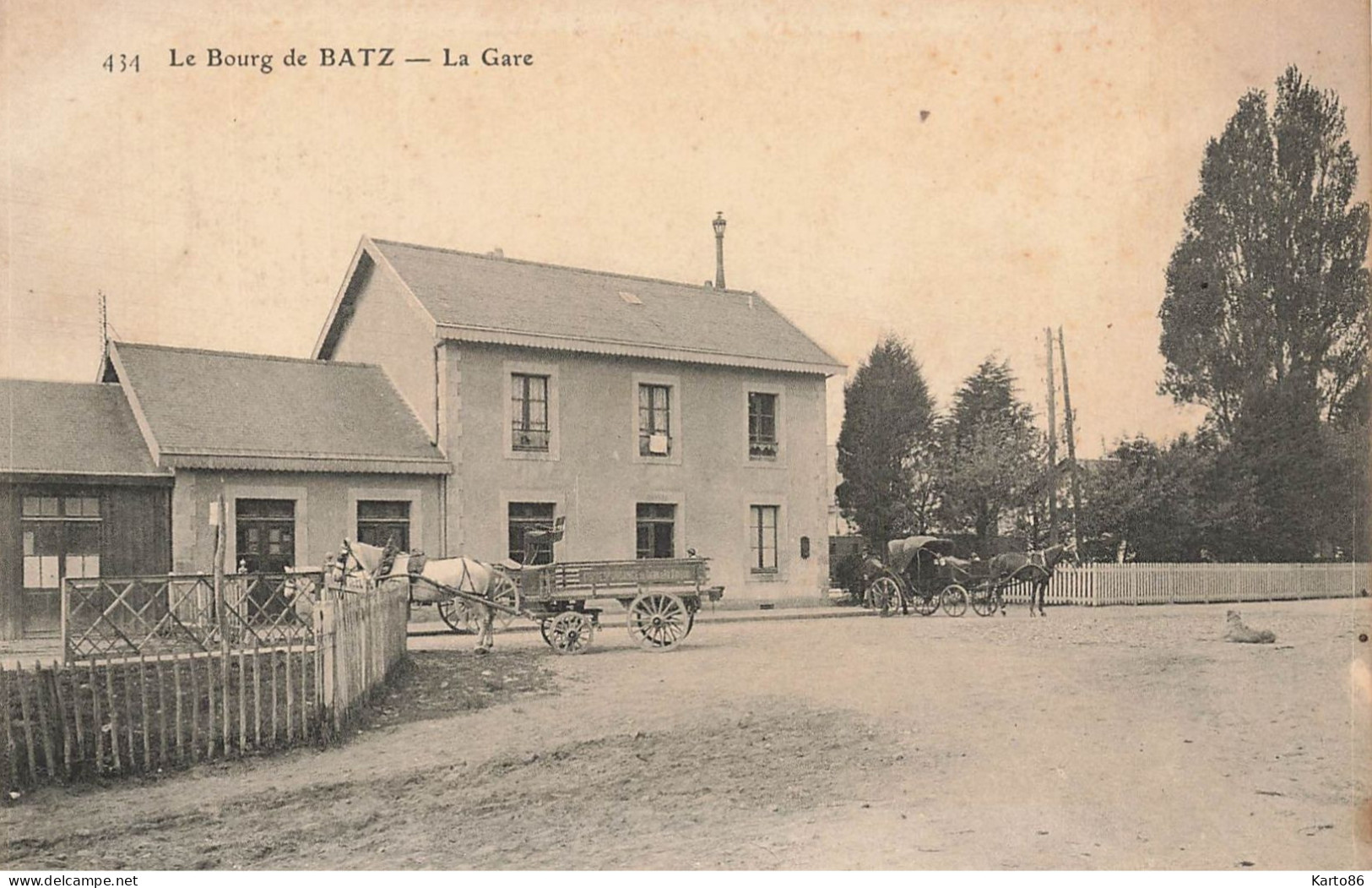 Le Bourg De Batz * La Gare * Ligne Chemin De Fer * Villageois Attelages - Batz-sur-Mer (Bourg De B.)