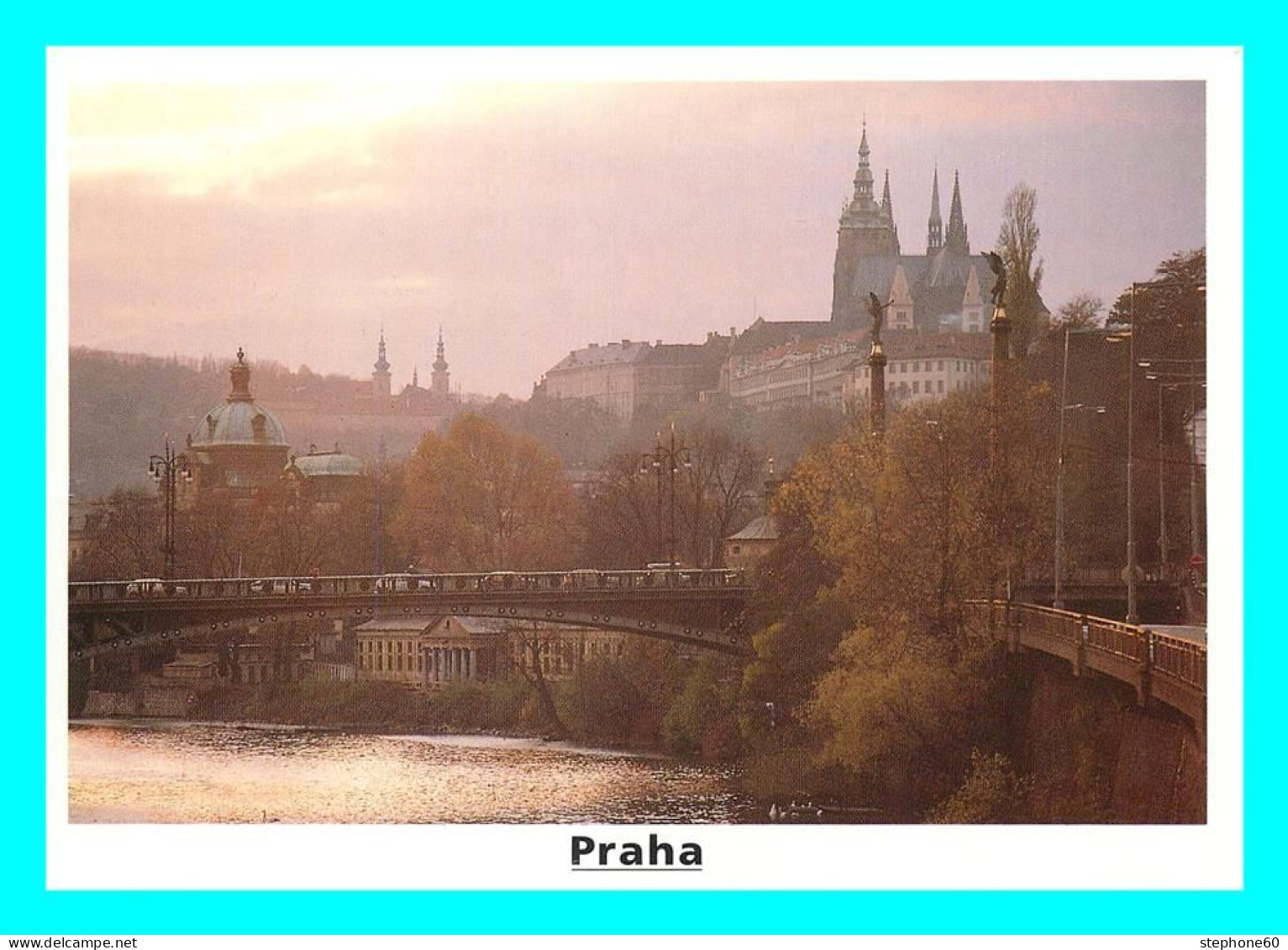 A856 / 155 Tchequie PRAHA Chateau De Prague Avec Cathédrale - República Checa