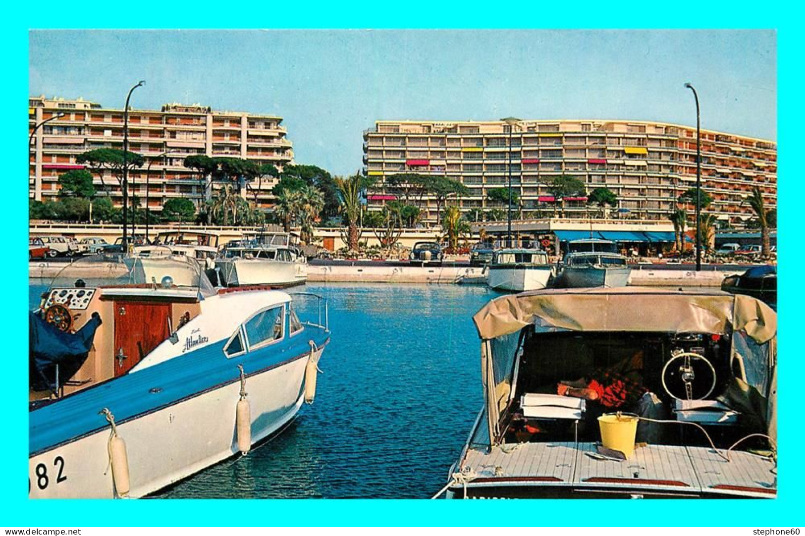 A853 / 239 06 - CANNES Vue Prise Du Port Canto Le Marly LE St James - Cannes