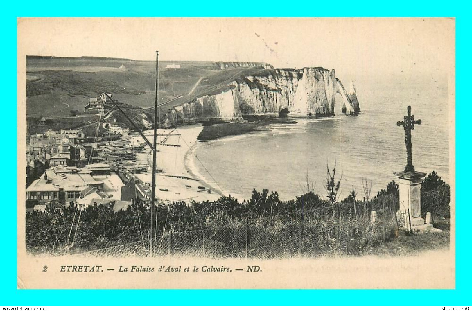 A854 / 157 76 - ETRETAT Falaise D'Aval Et La Calvaire - Etretat