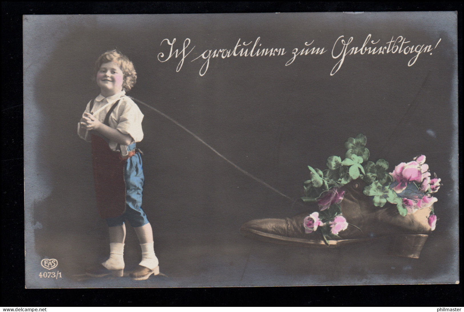 AK Glückwünsche Geburtstag: Lächelnder Junge Zieht Schuh Mit Blumen, HILGEN 1916 - Sonstige & Ohne Zuordnung