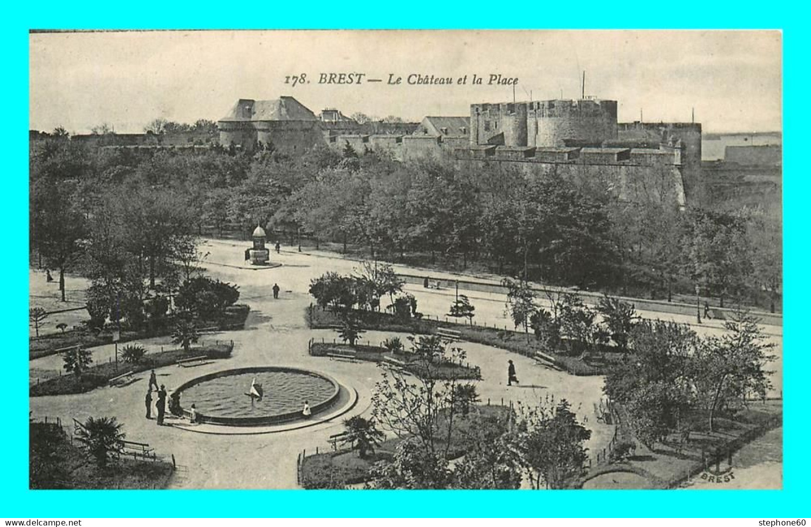 A850 / 299 29 - BREST Chateau Et La Place - Brest