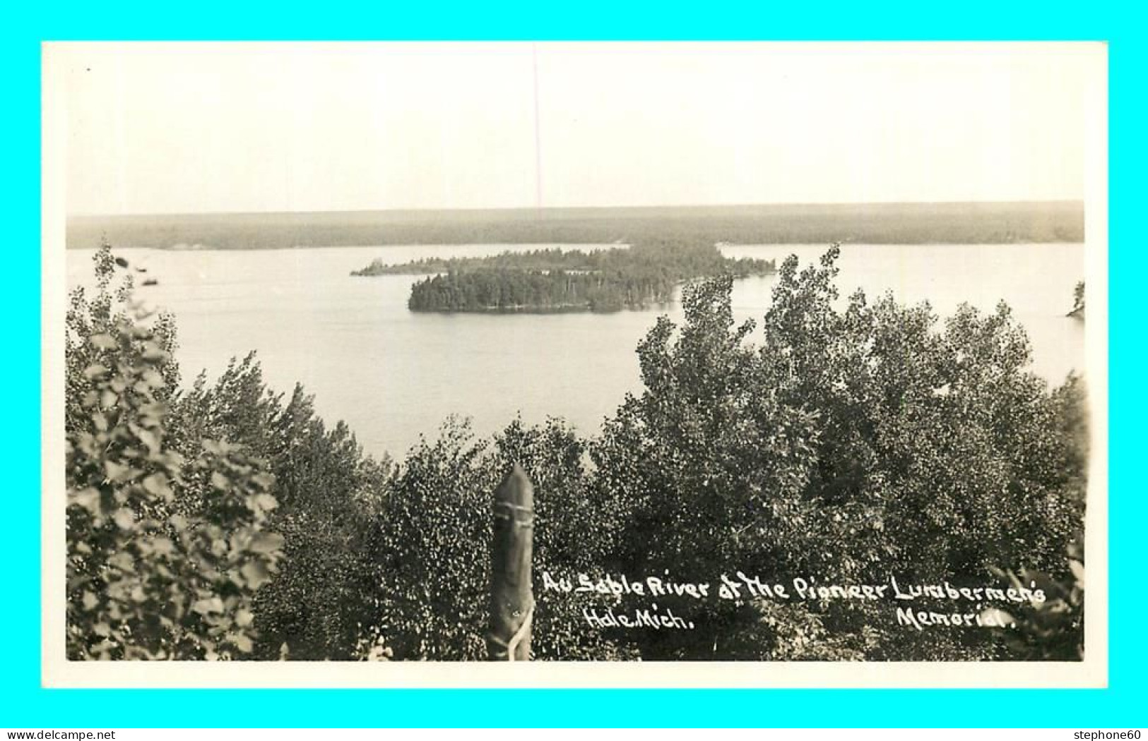A842 / 193 MICHIGAN HALE Sable River At The Pioneer Lumbermen's Memorial - Other & Unclassified