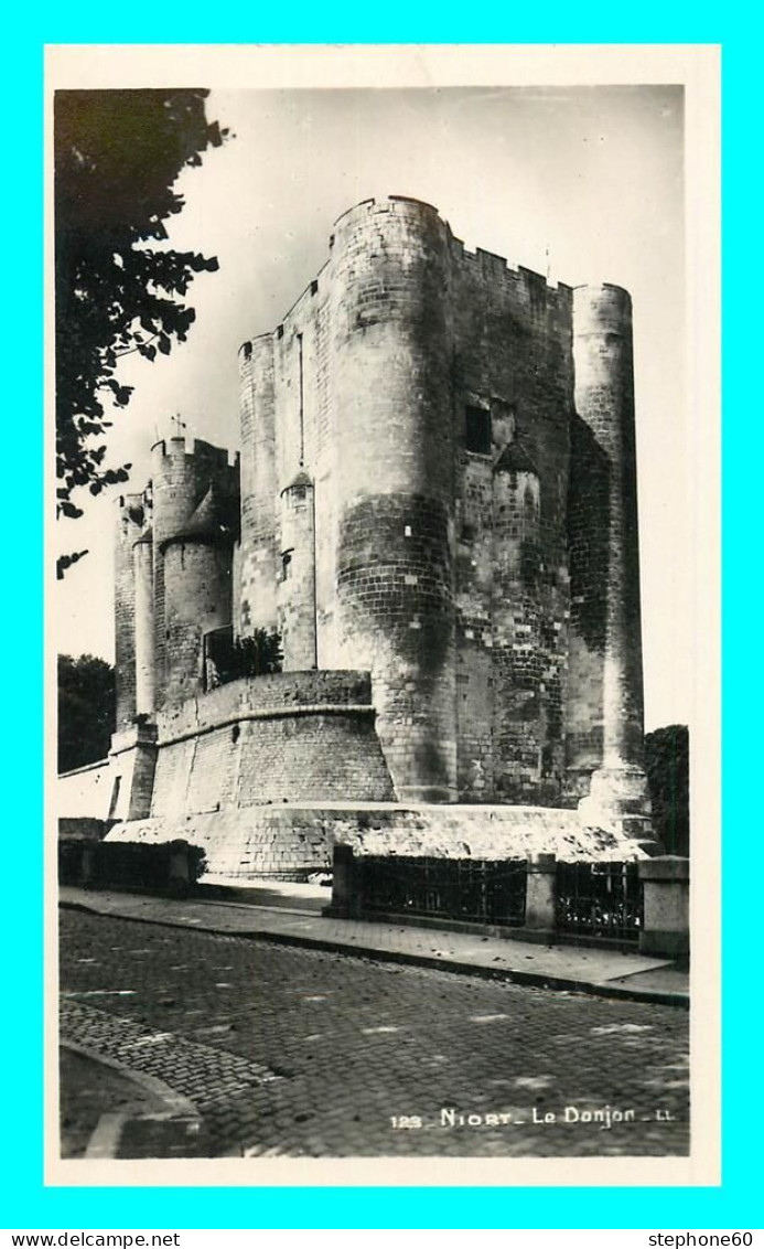 A840 / 655 79 - NIORT Le Donjon - Niort