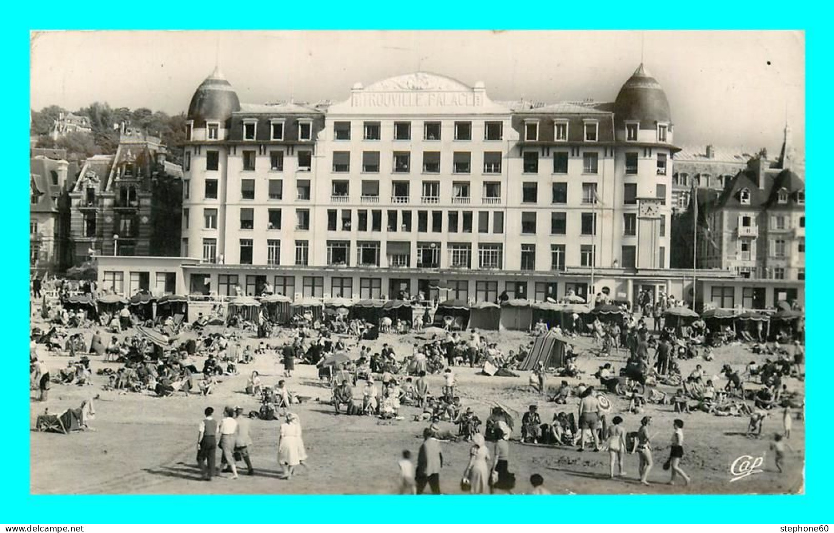 A839 / 157 14 - TROUVILLE Plage Et Le Trouville Palace - Trouville