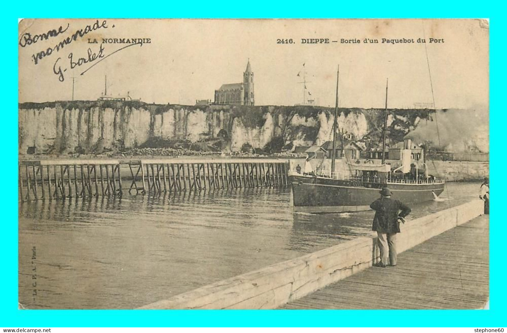 A839 / 211 76 - DIEPPE Sortie D'un Paquebot Du Port ( Bateau ) - Dieppe