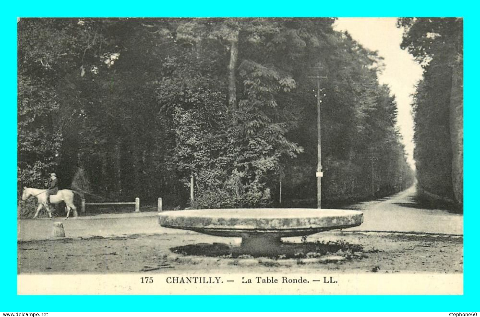 A873 / 303 60 - CHANTILLY La Table Ronde - Chantilly