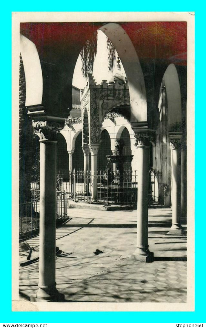 A840 / 577 Algérie ORAN Cour De La Mosquée Du Pacha - Oran