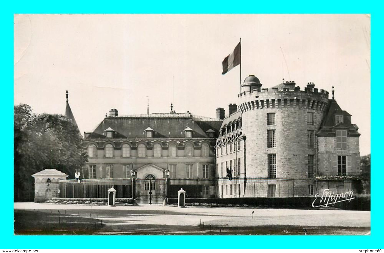 A871 / 585 78 - RAMBOUILLET Chateau Cour D 'Honneur - Rambouillet (Kasteel)