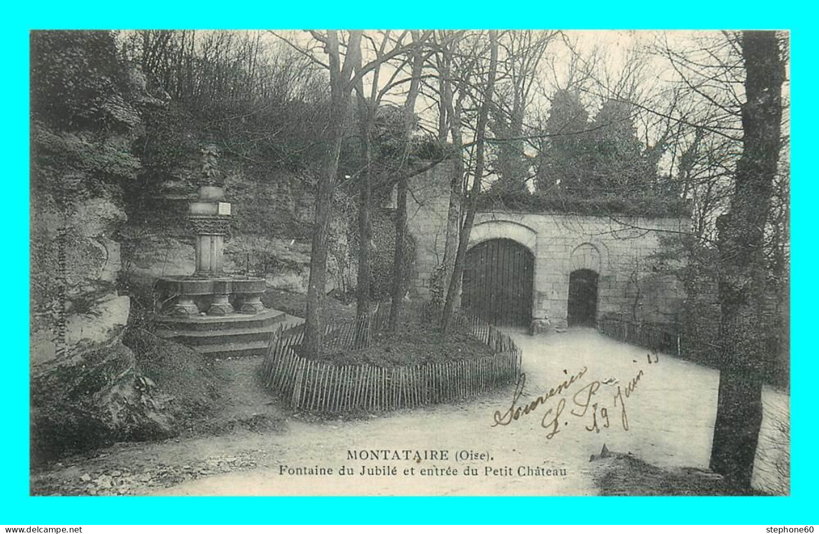 A869 / 011 60 - MONTATAIRE Fontaine Du Jubilé Et Entrée Du Petit Chateau - Montataire