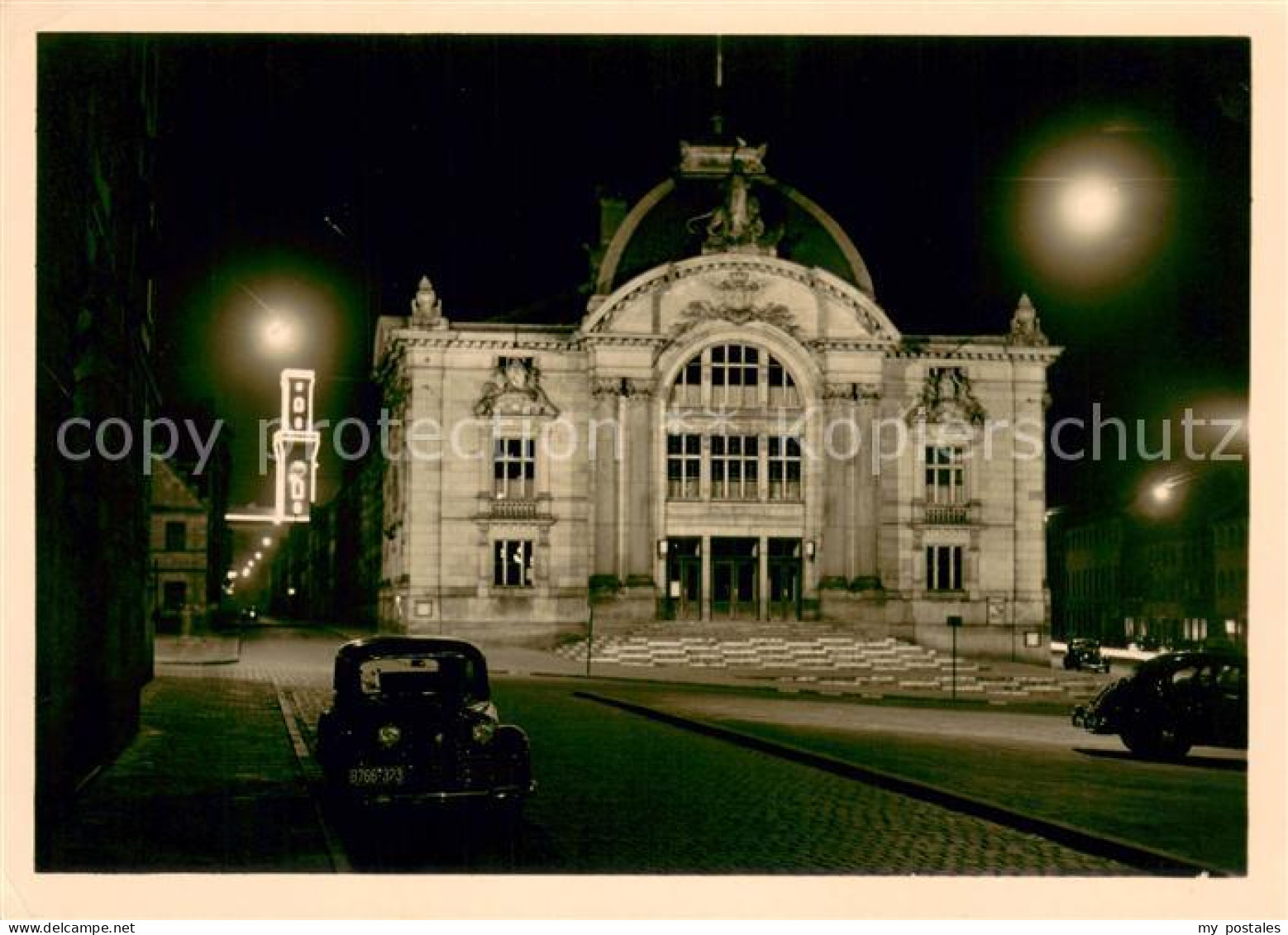 73669306 Fuerth Bayern Stadttheater Und Rathausturm Beleuchtet Fuerth Bayern - Fuerth