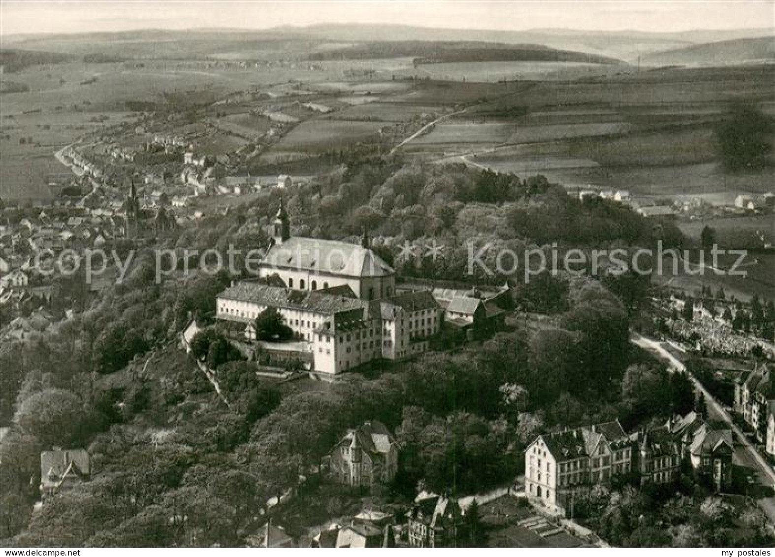 73669274 Fulda Franziskanerkloster Frauenberg Fliegeraufnahme Fulda - Fulda