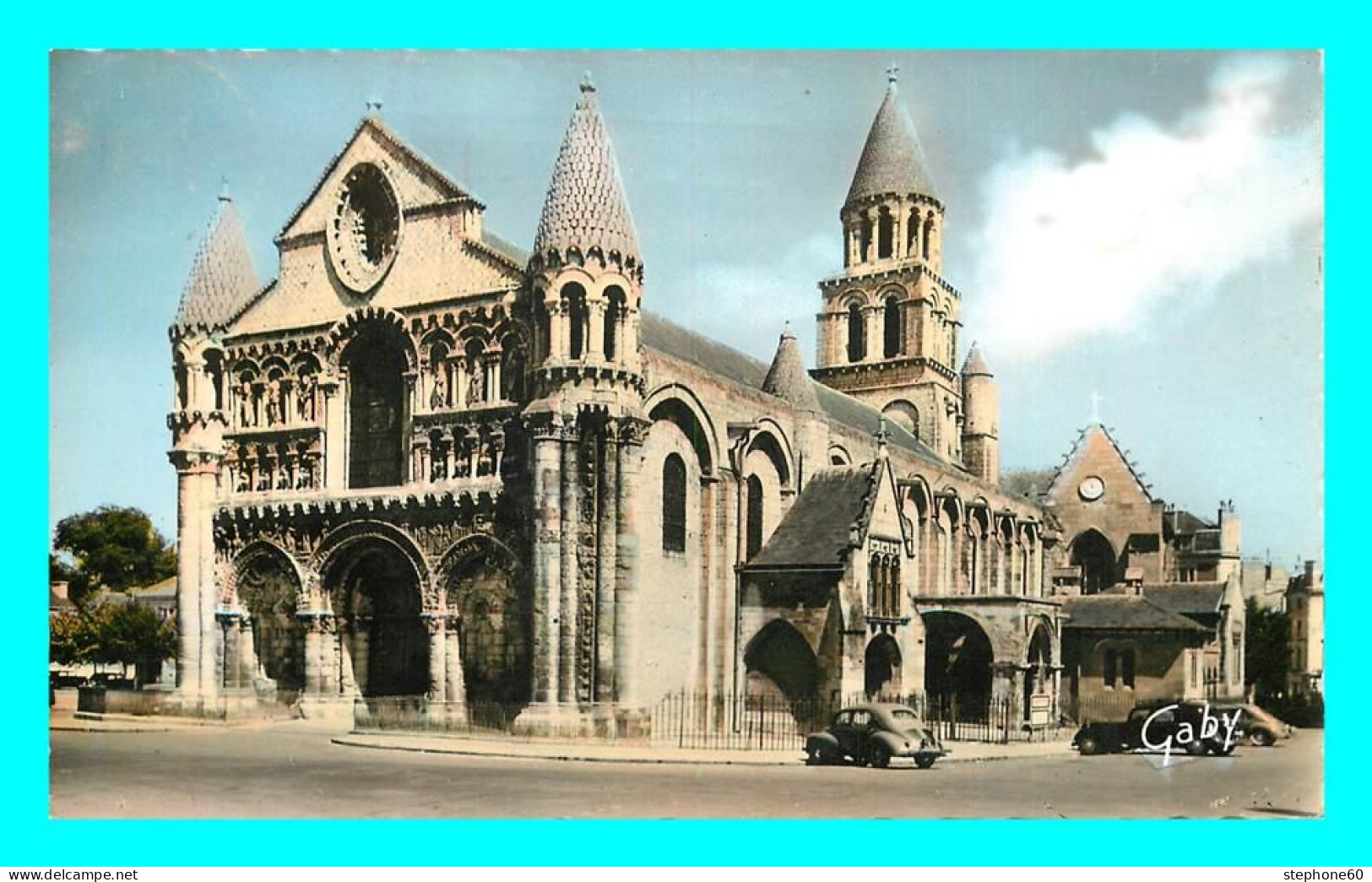 A866 / 297 86 - POITIERS Eglise Romane Notre Dame De La Grande ( Voiture ) - Poitiers