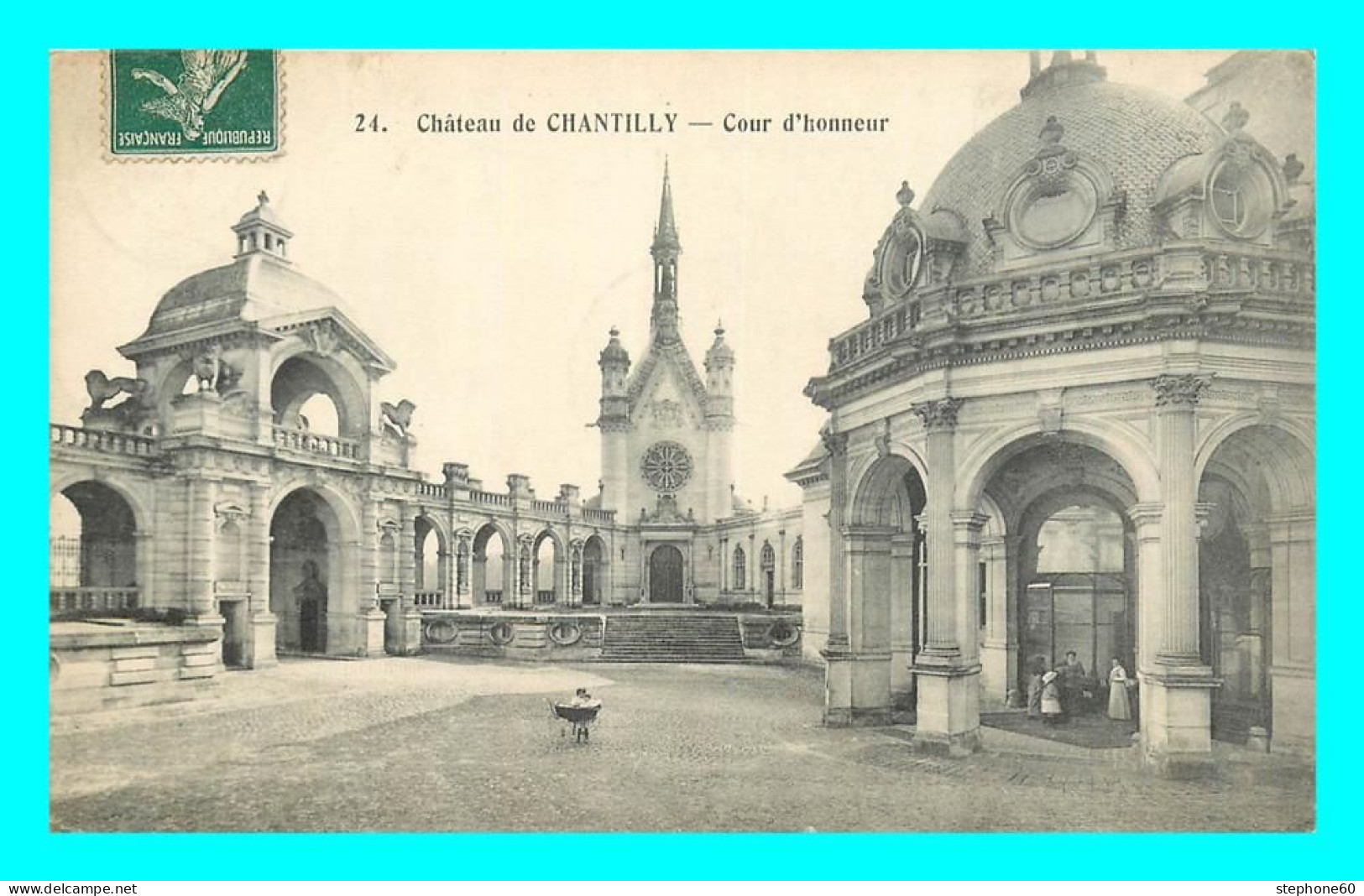 A859 / 671 60 - CHANTILLY Chateau Cour D'Honneur - Chantilly