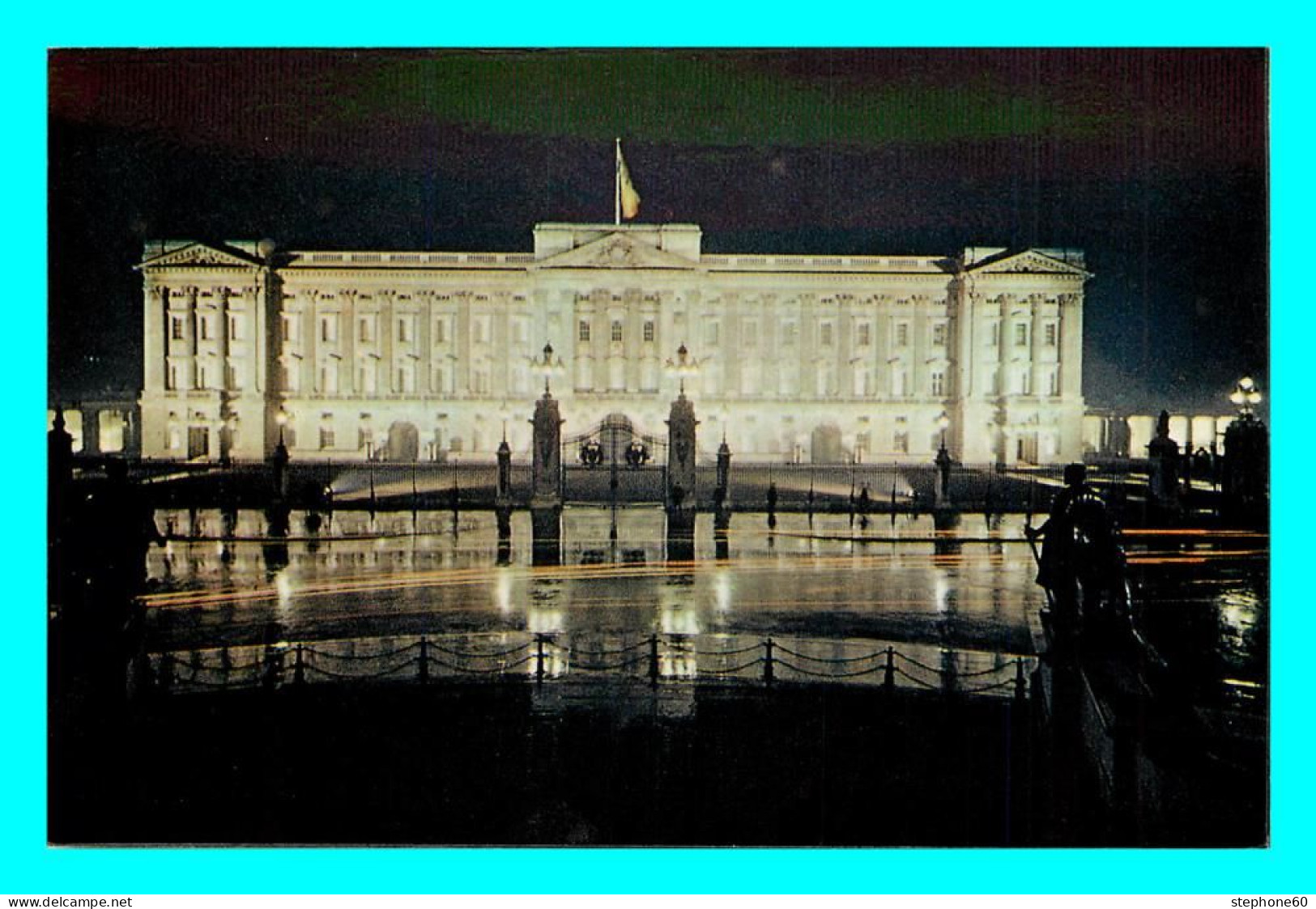 A857 / 511 BUCKINGHAM PALACE London By Night - Buckingham Palace