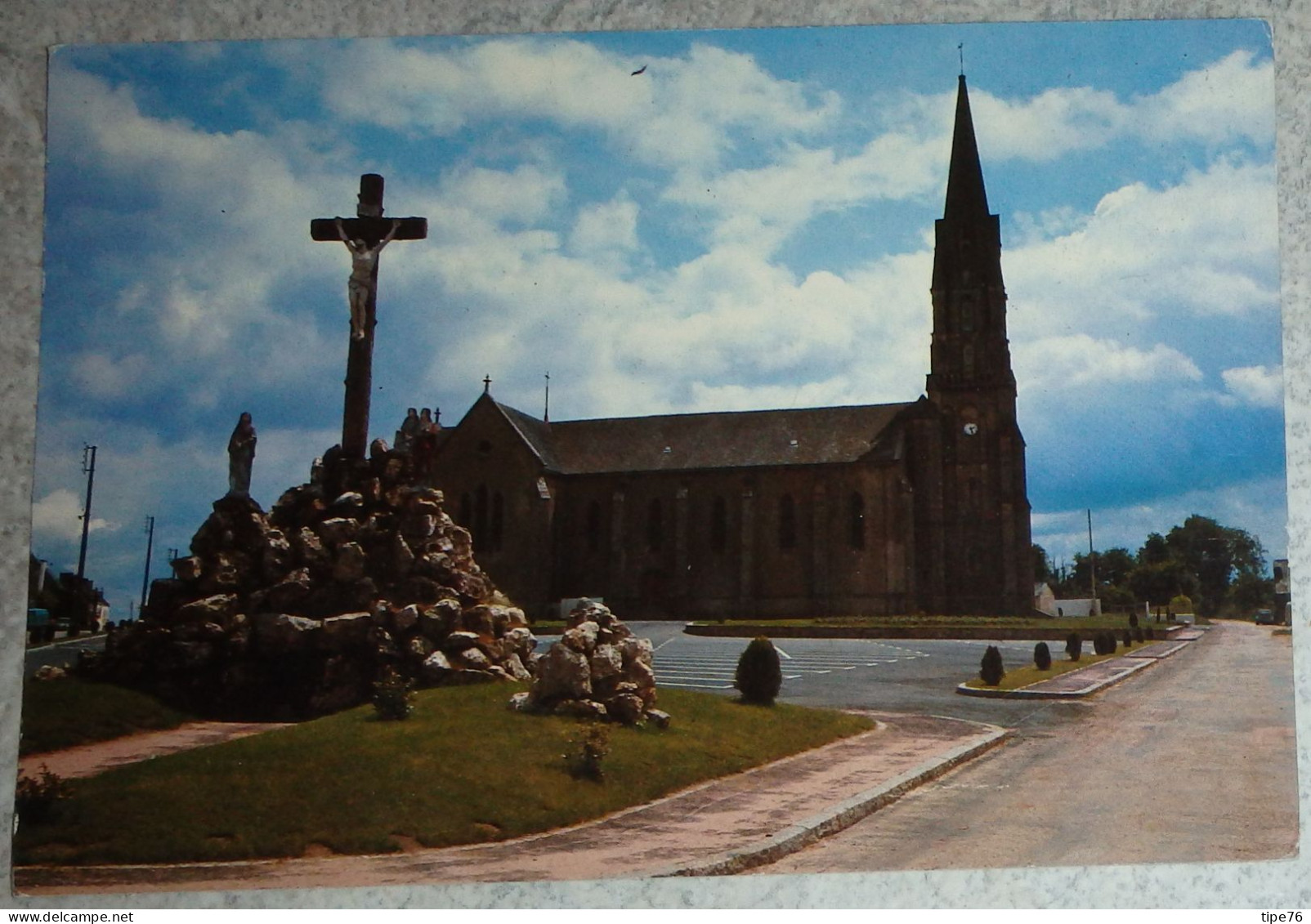 56 Morbihan CPM  Près Ploermel église De Taupont - Sonstige & Ohne Zuordnung