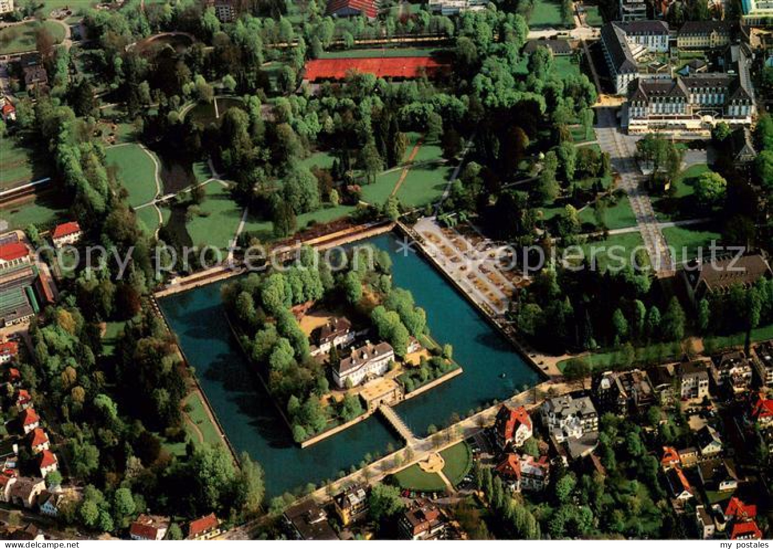 73667898 Bad Pyrmont Schloss Schoenster Kurpark Deutschlands Fliegeraufnahme Bad - Bad Pyrmont