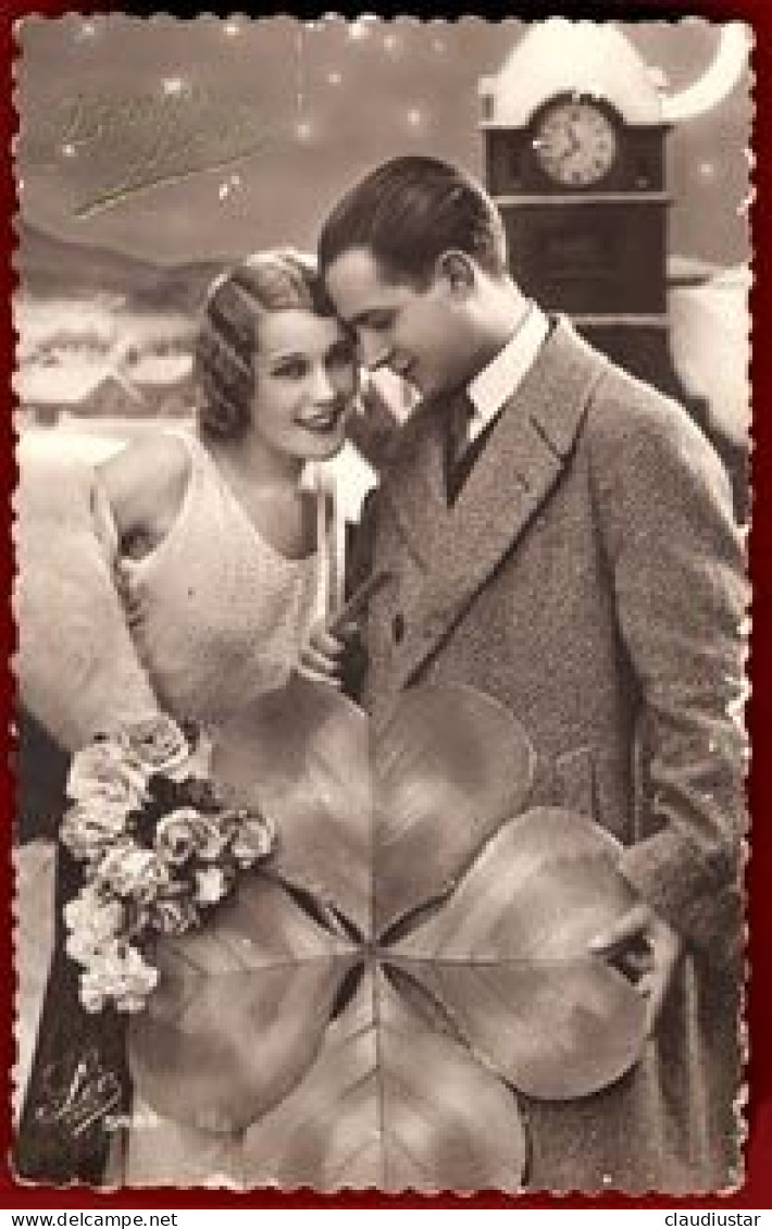 ** CARTE  BONNE  ANNEE  1937  -  COUPLE  -  TREFLE  PORTE - BONHEUR ** - New Year