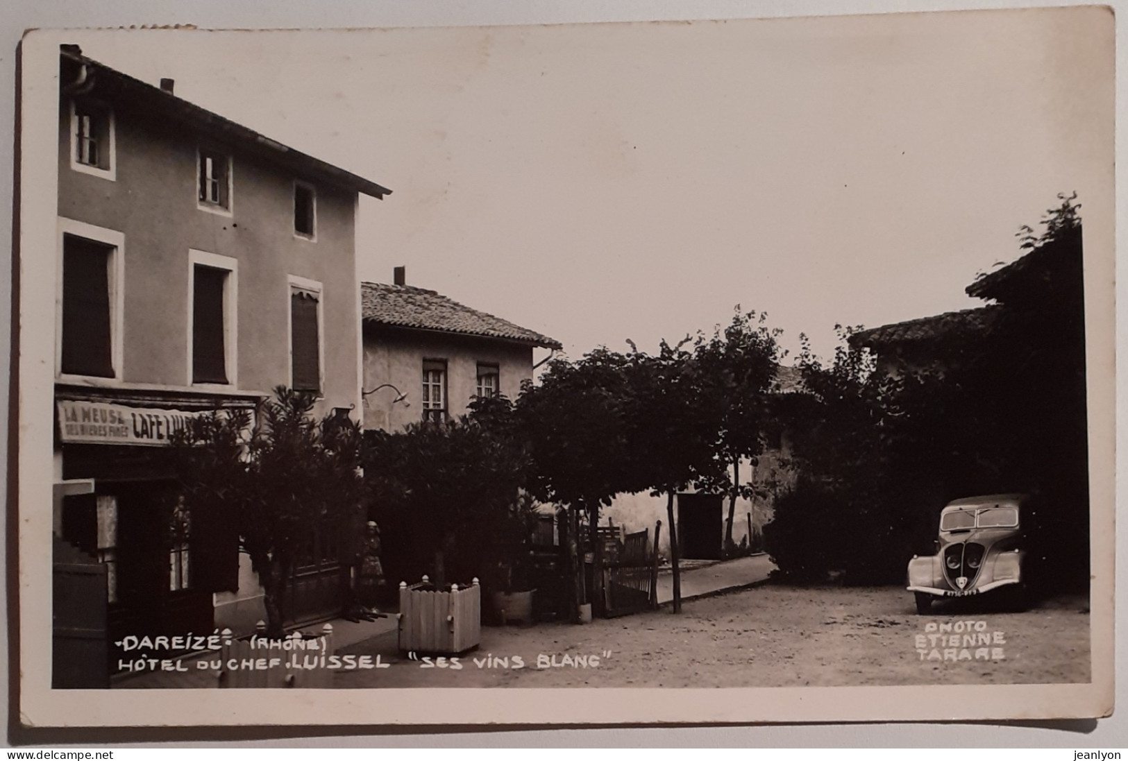 DAREIZE (69 Rhône) - Hotel Du Chef LUISSEL / Ses Vins Blanc - Devanture Du Café - Voiture Garée - Autres & Non Classés