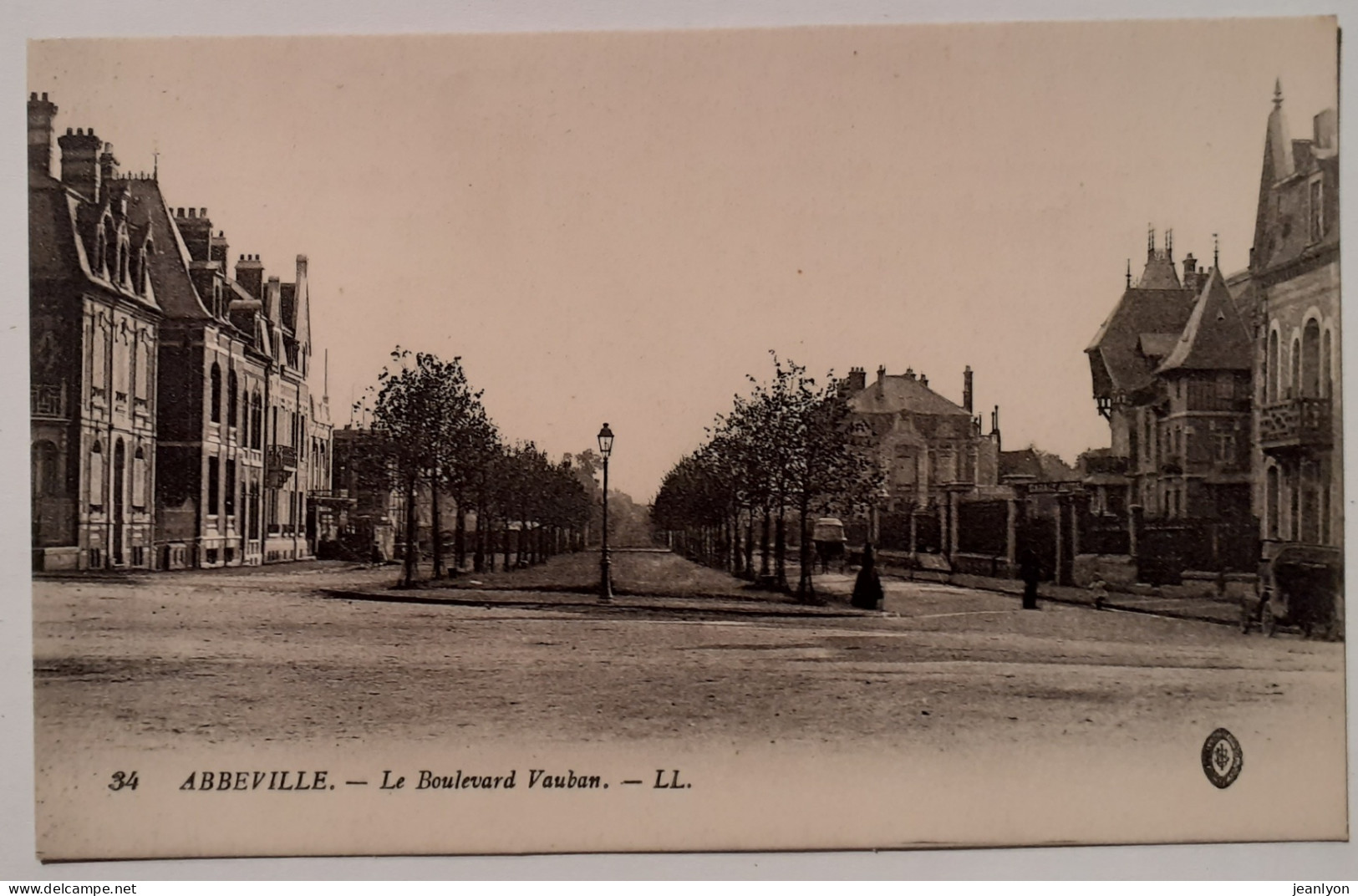 ABBEVILLE (80 Somme) - Boulevard Vauban - Abbeville