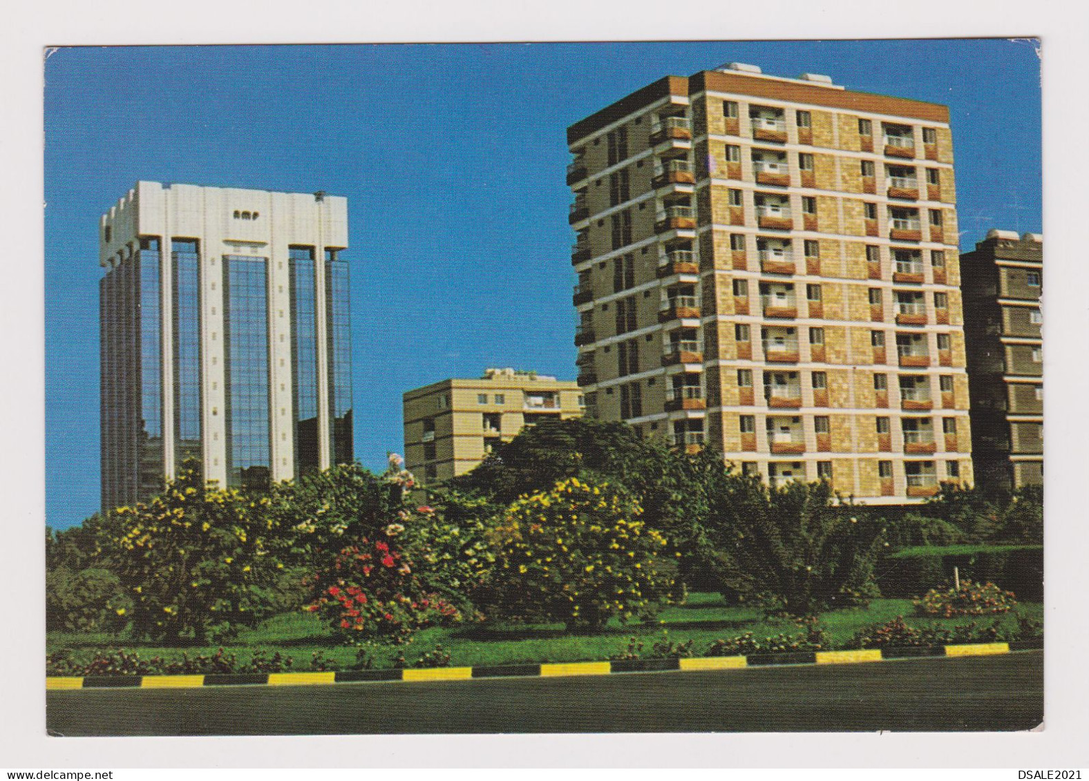 United Arab Emirates Abu Dhabi View Cornich Road, Buildings, Vintage Photo Postcard RPPc AK (668) - Emiratos Arábes Unidos