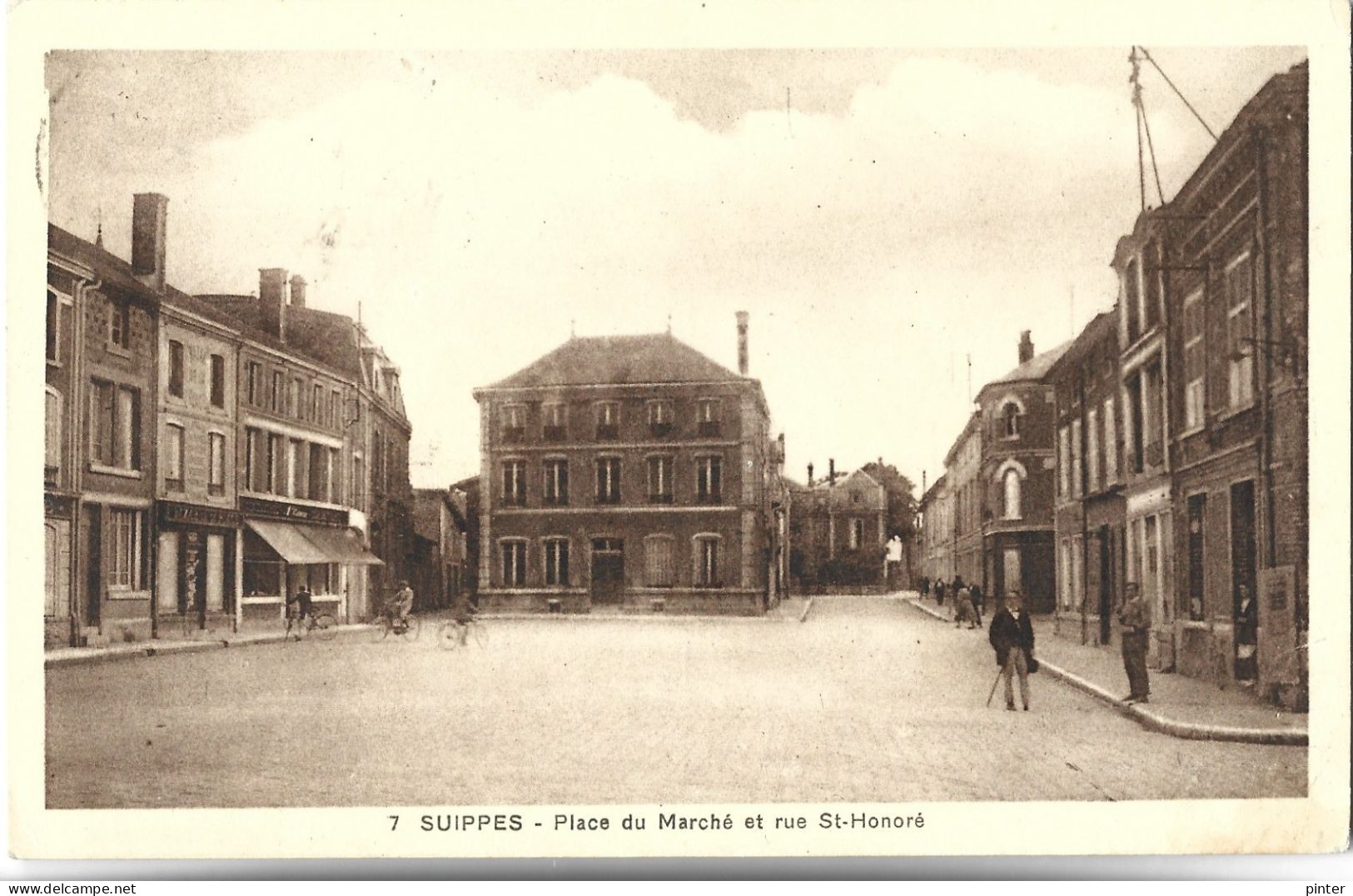 SUIPPES - Place Du Marché Et Rue St Honoré - Andere & Zonder Classificatie