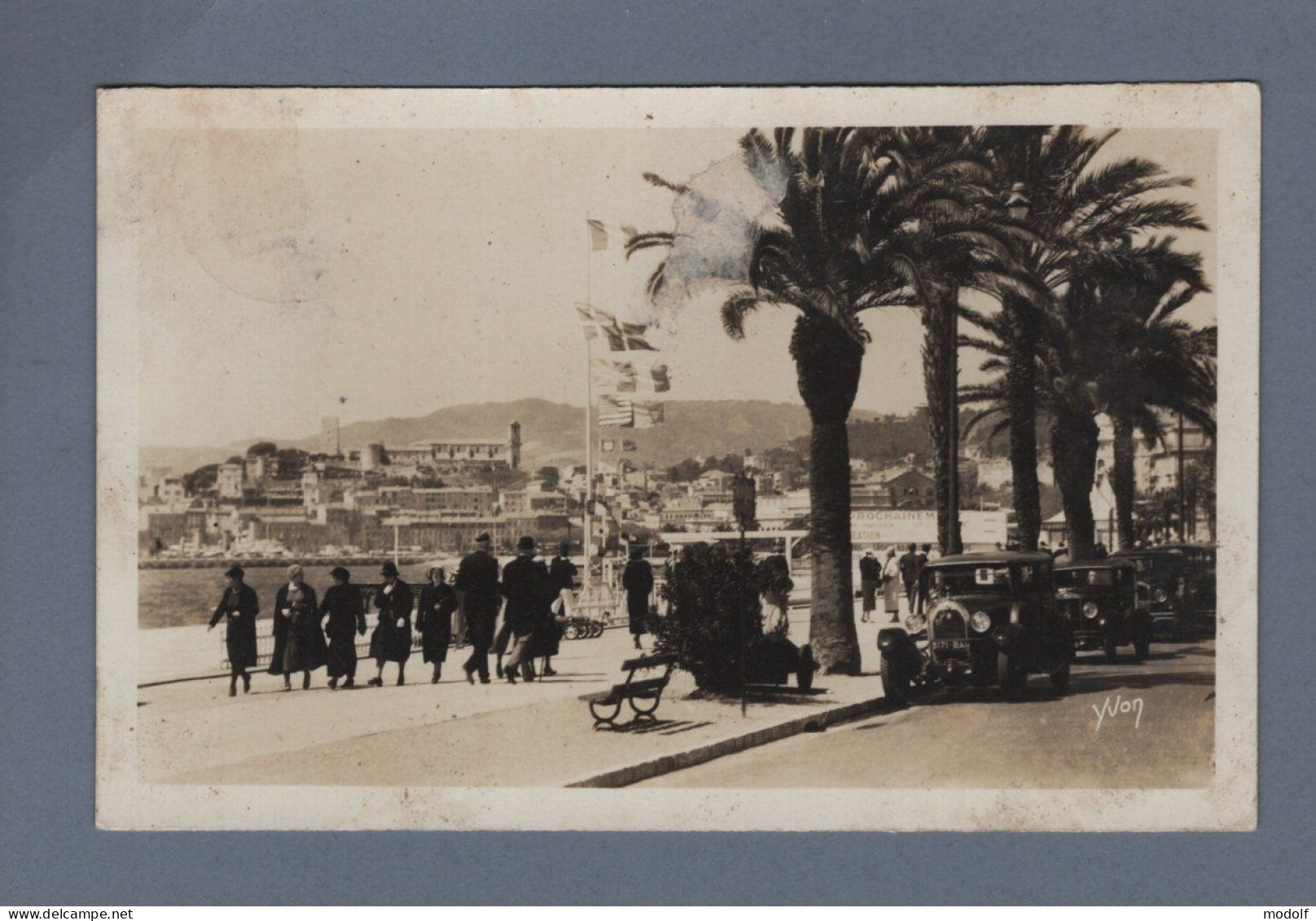 CPA - 06 - Cannes - La Croisette - Circulée - Cannes