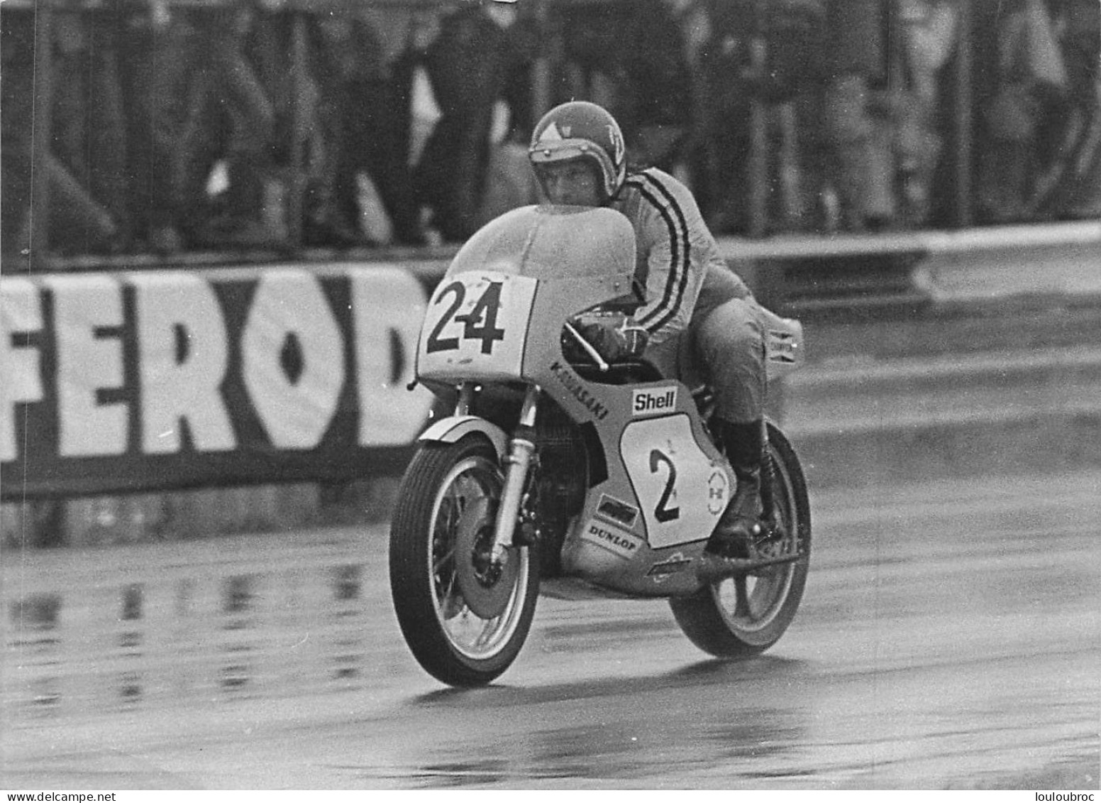 PILOTE  MOTO PERCY TAIT  COURSE ANNEE 1974 KAWASAKI 500CC  RACE OF THE YEAR PHOTO DE PRESSE ORIGINALE 18X13CM R1 - Sport