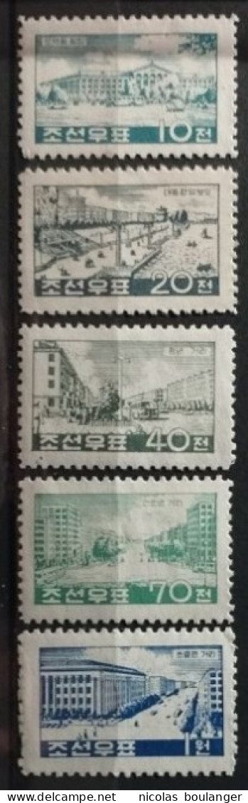 Corée Du Nord 1960 / Yvert N°216-220 / ** (sans Gomme) - Corea Del Norte