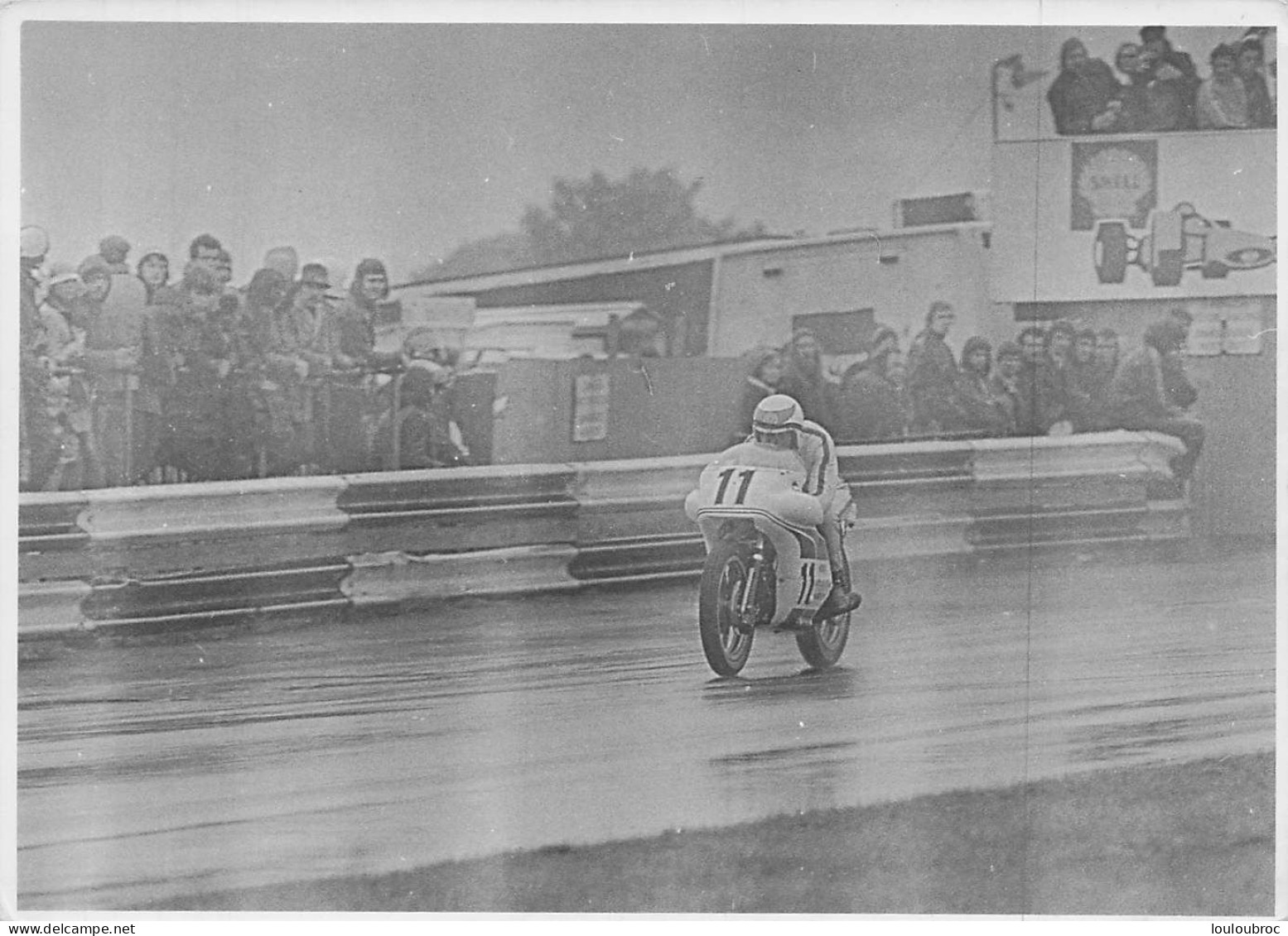 PILOTE MOTO DAVE CROXFORD NORTON JOHN PLAYER COURSE DE L'ANNEE 1974  RACE OF THE YEAR PHOTO DE PRESSE ORIGINALE 18X13CM - Sports