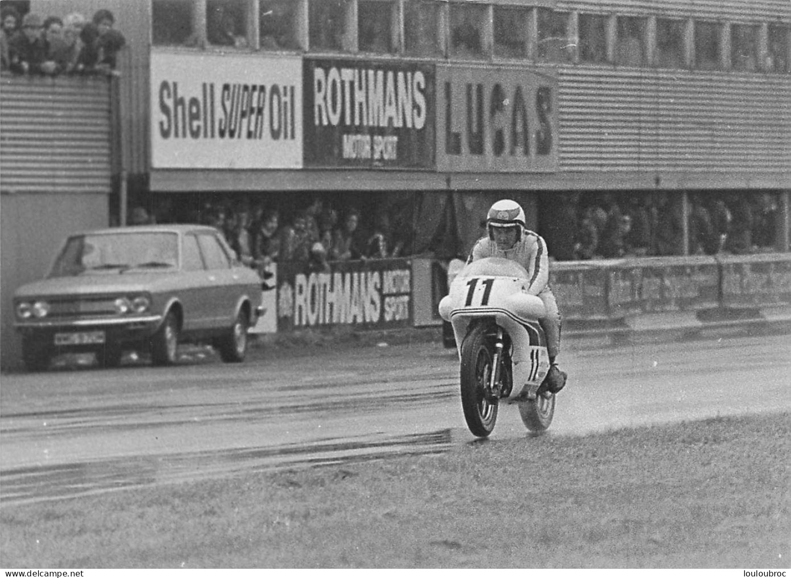 PILOTE MOTO DAVE CROXFORD NORTON JOHN PLAYER COURSE DE L'ANNEE 1974  RACE OF THE YEAR PHOTO DE PRESSE  18X13CM - Sport