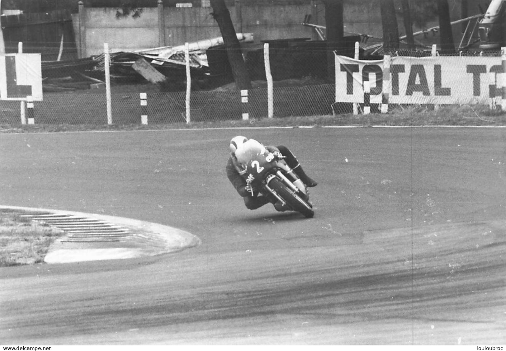 MICHEL ROUGERIE YAMAHA  250CC GRAND PRIX DE FRANCE 1976 PHOTO DE PRESSE  17X12CM - Deportes