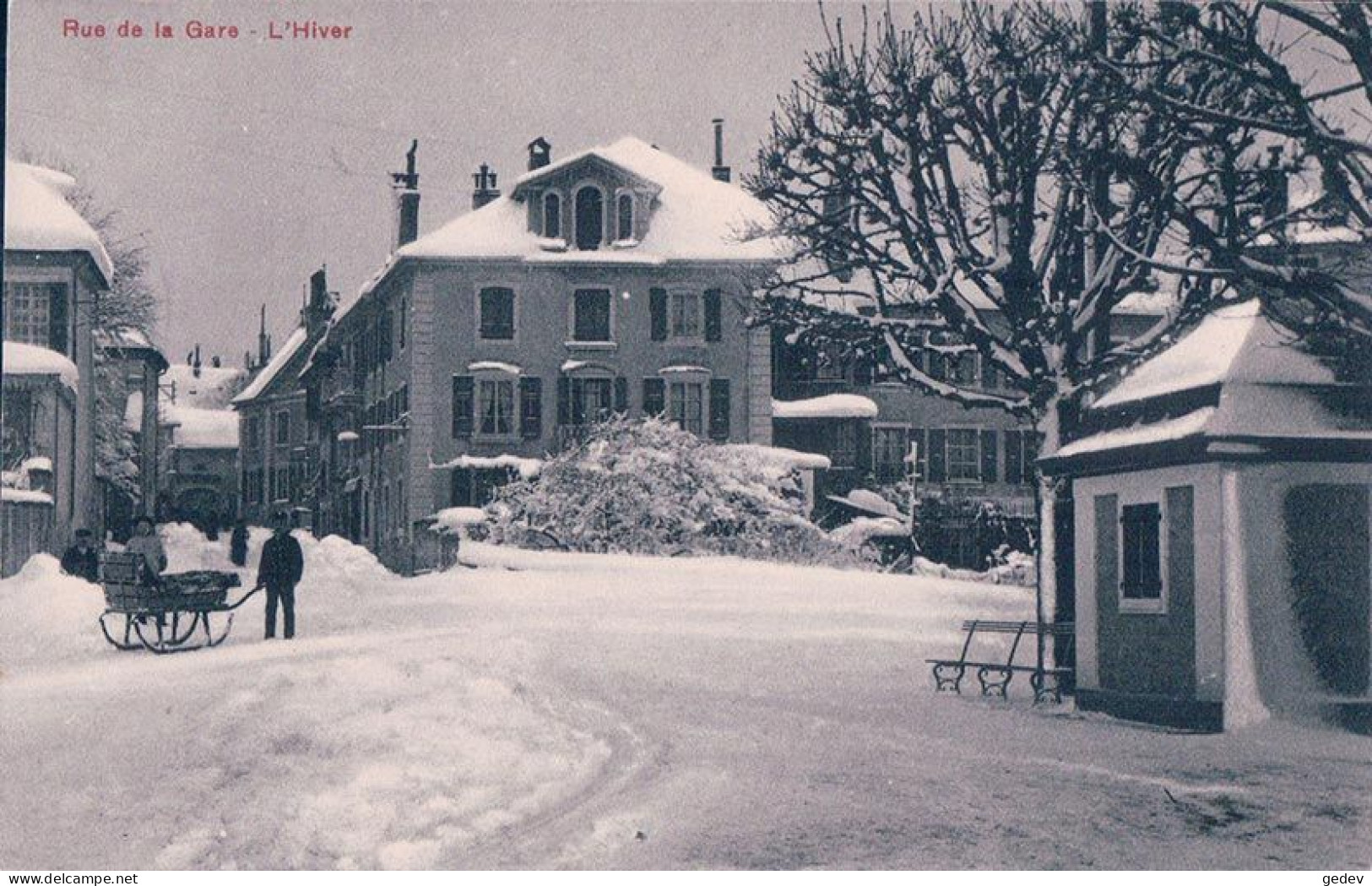 Aubonne VD, Rue De La Gare Sous La Neige, Le Facteur Et Sa Luge (4451) - Aubonne