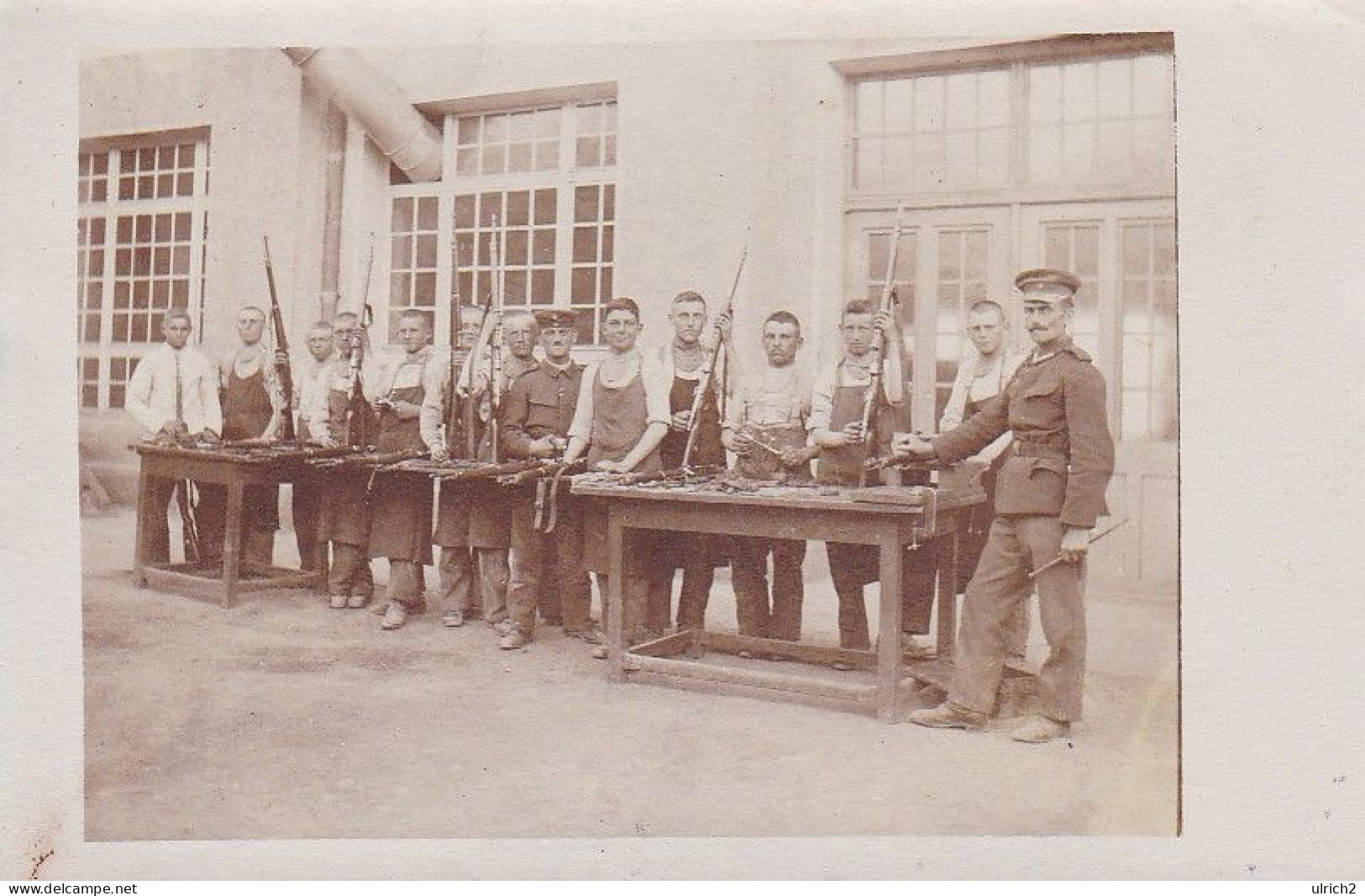 AK Foto Deutsche Soldaten Mit Gewehren - Waffendienst - 1. WK (69054) - War 1914-18