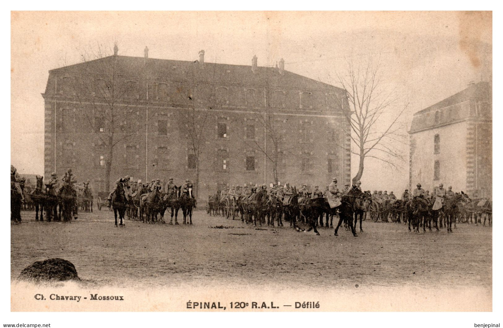 Epinal - 120° Régiment D'Artillerie Lourde - Défilé - Epinal