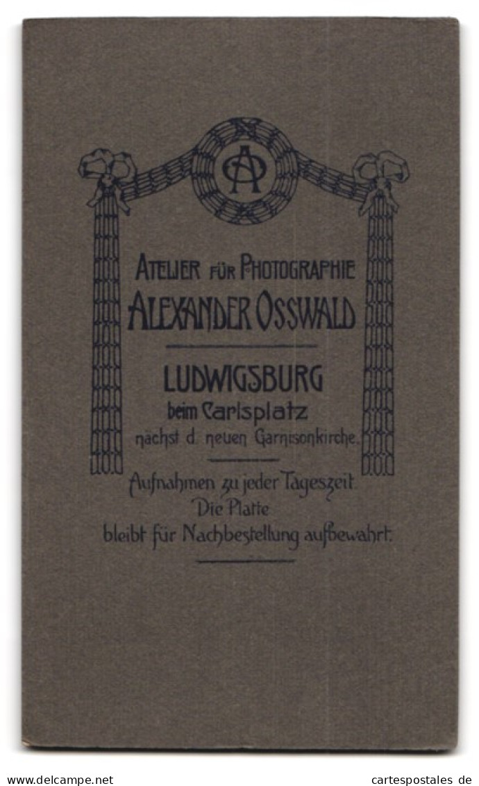 Fotografie Alex Osswald, Ludwigsburg, Dame In Weissem Kleid  - Anonieme Personen